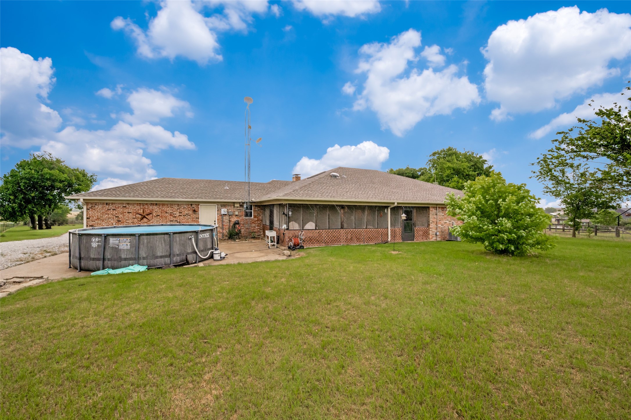 13647 Fm 407 Justin TX 76247