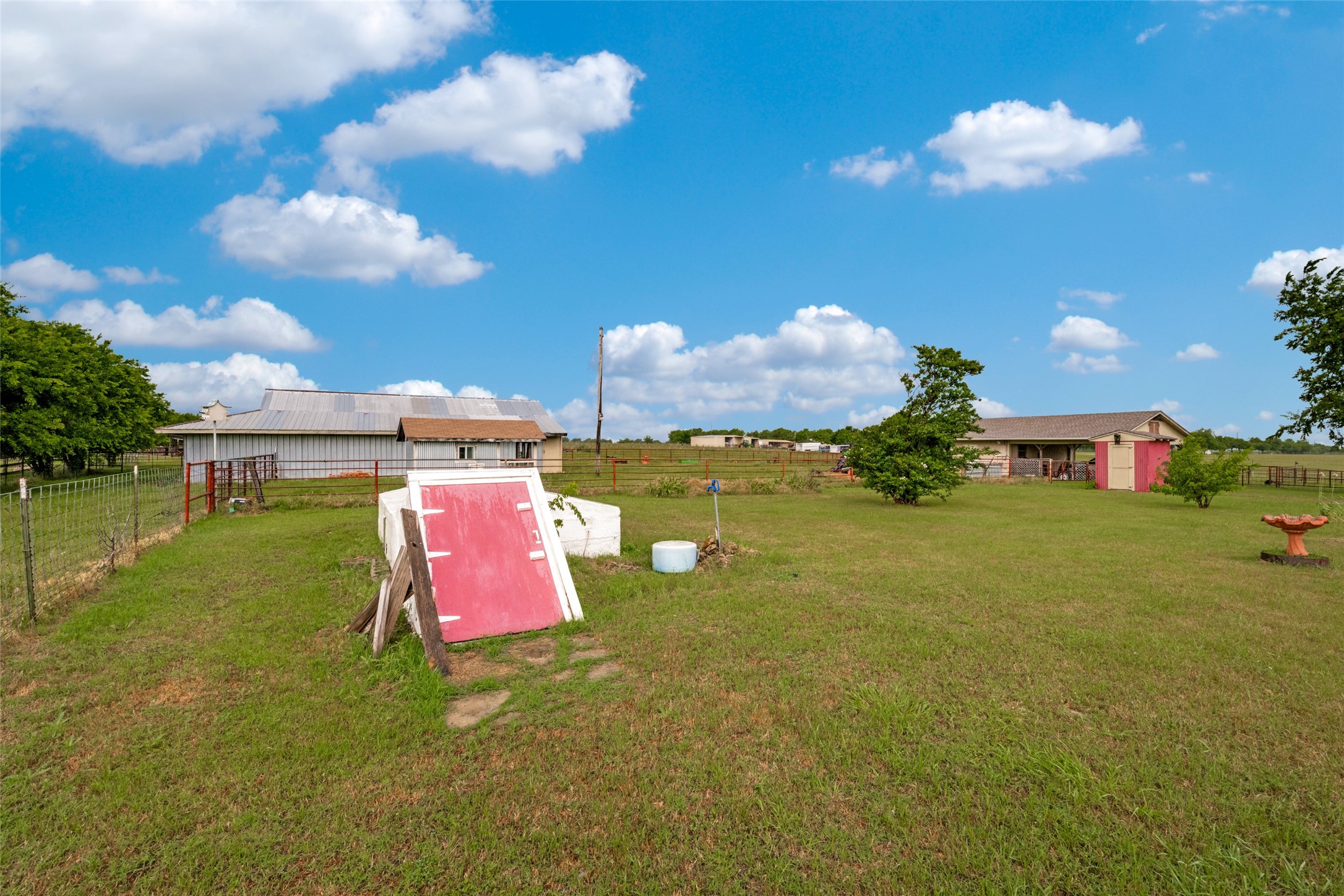 13647 Fm 407 Justin TX 76247