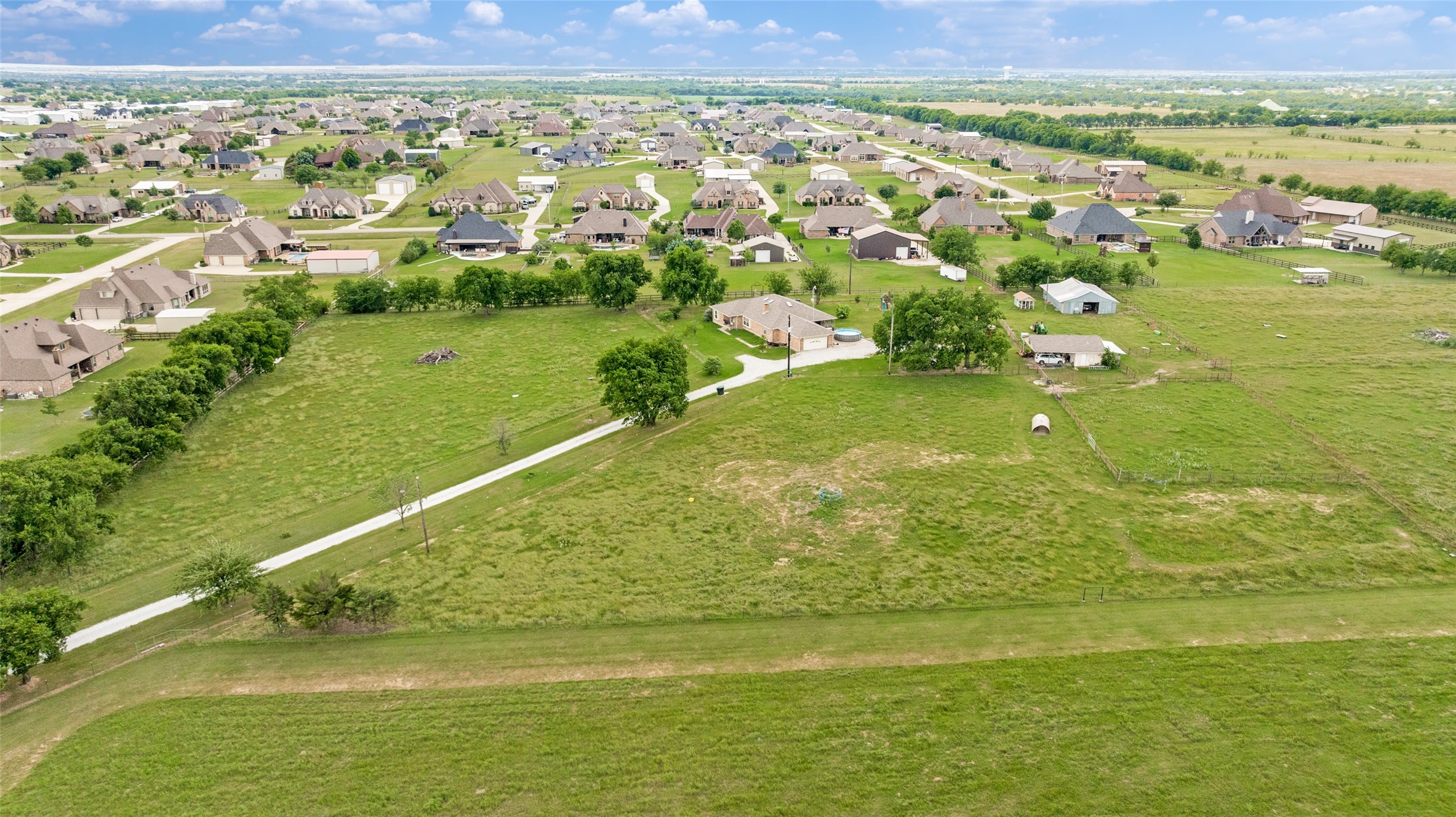 13647 Fm 407 Justin TX 76247