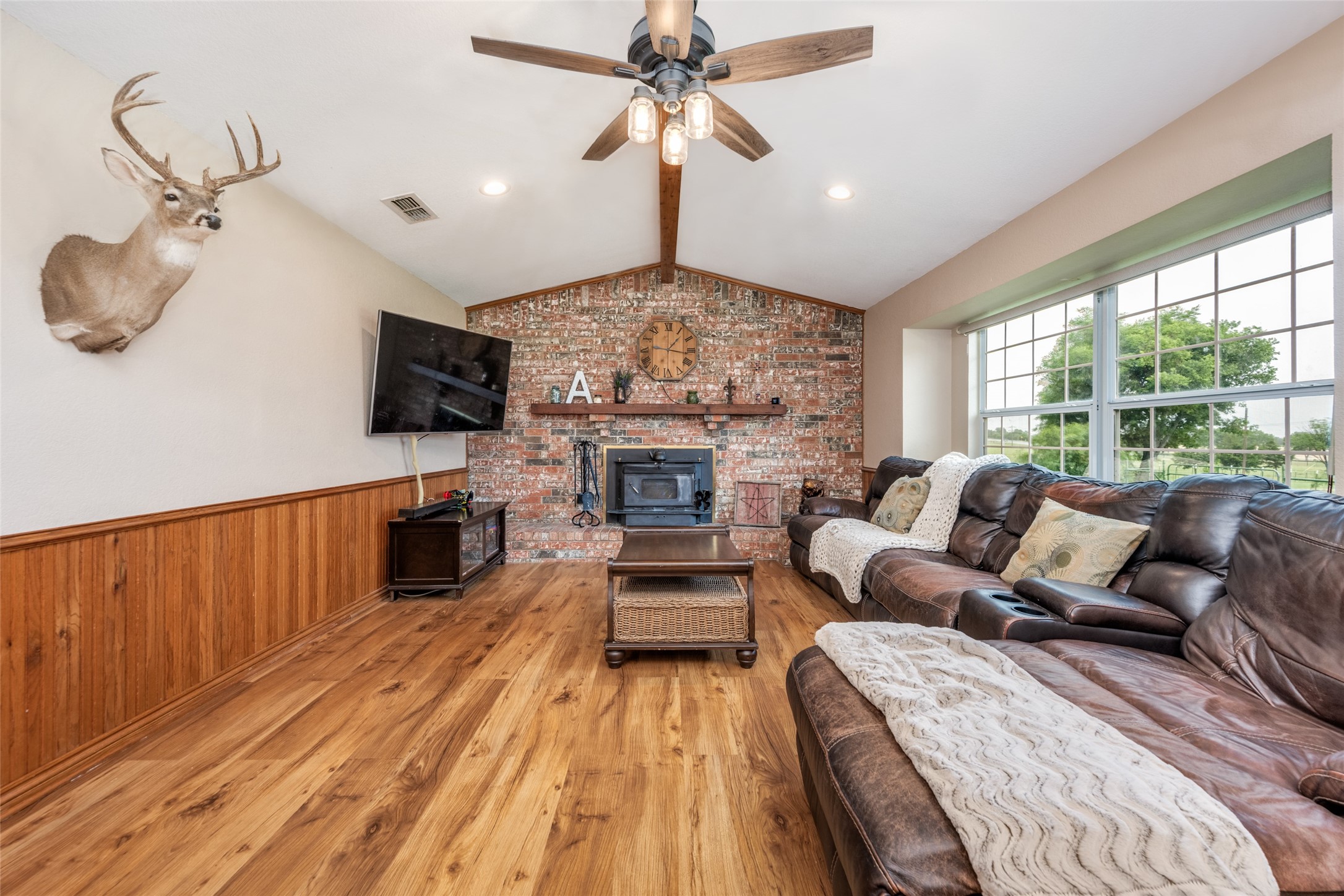 13647 Fm 407 Justin TX 76247