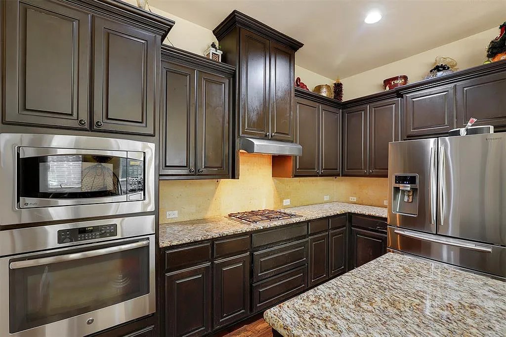 7016 Nueces Drive Irving TX 75039
