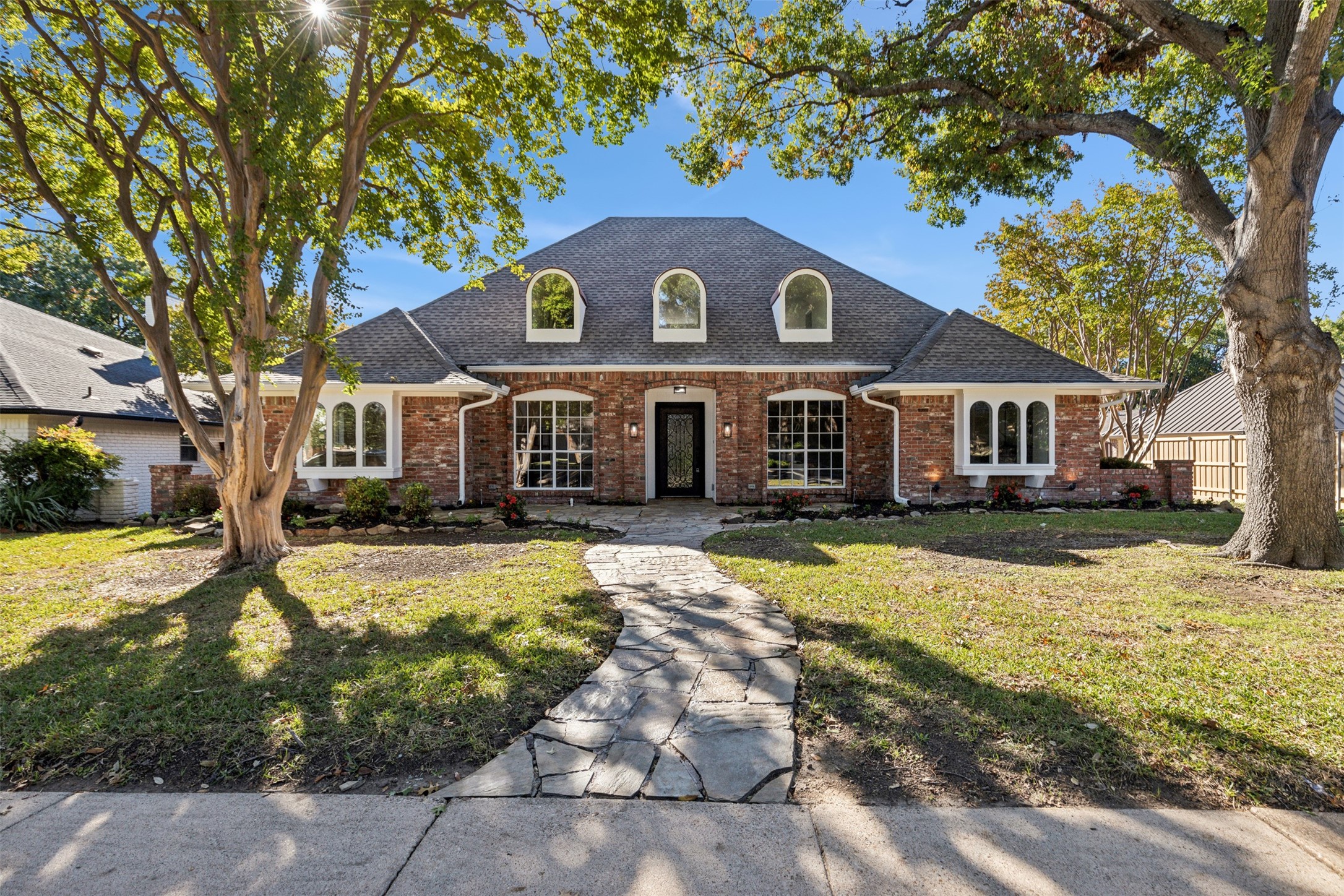 9608 Vista Oaks Drive Dallas TX 75243
