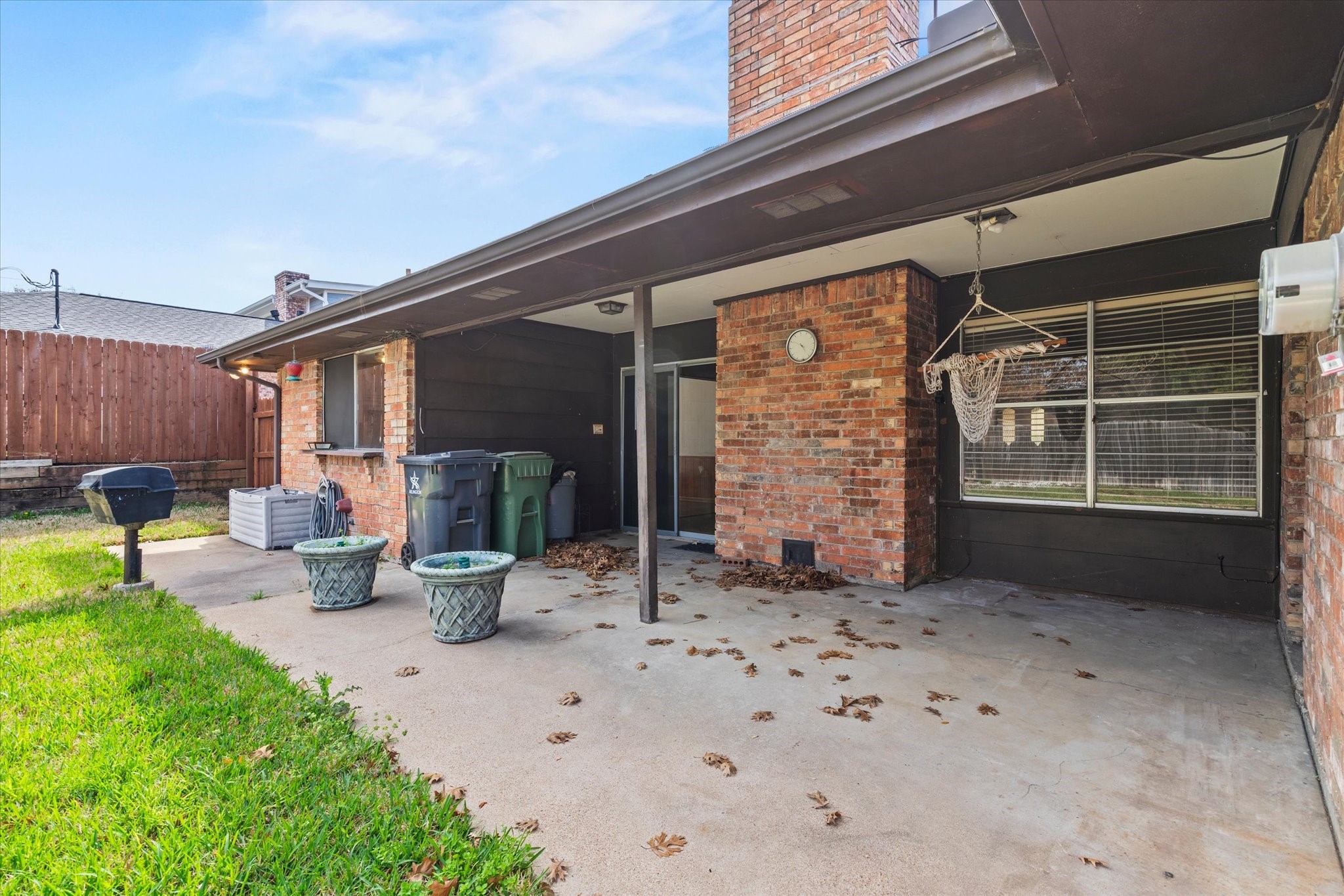 1905 Alamo Drive Arlington TX 76012