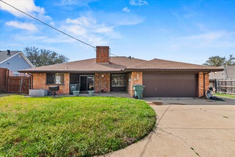 1905 Alamo Drive Arlington TX 76012