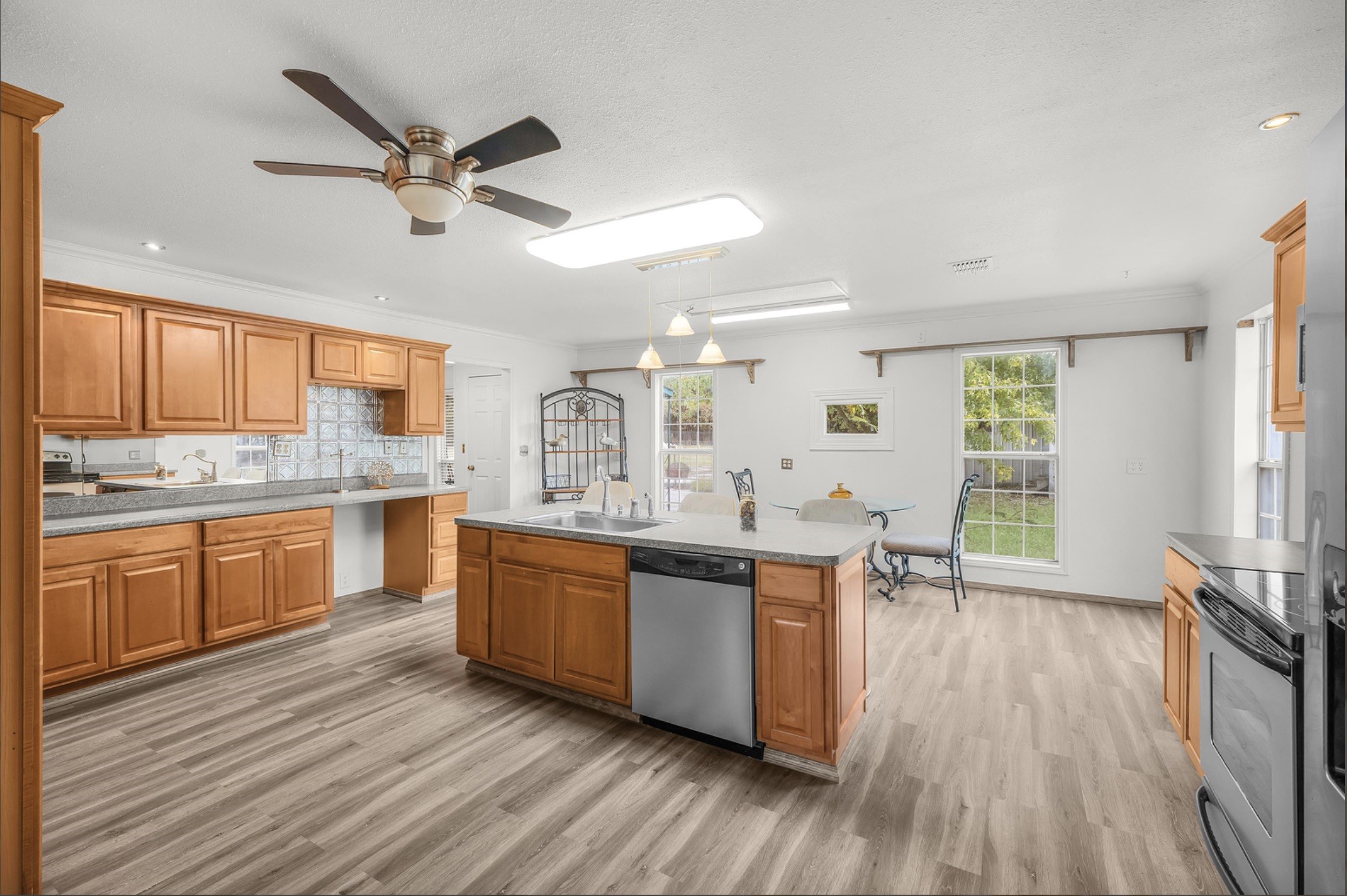 328 Creekview Meadows Drive Springtown TX 76082