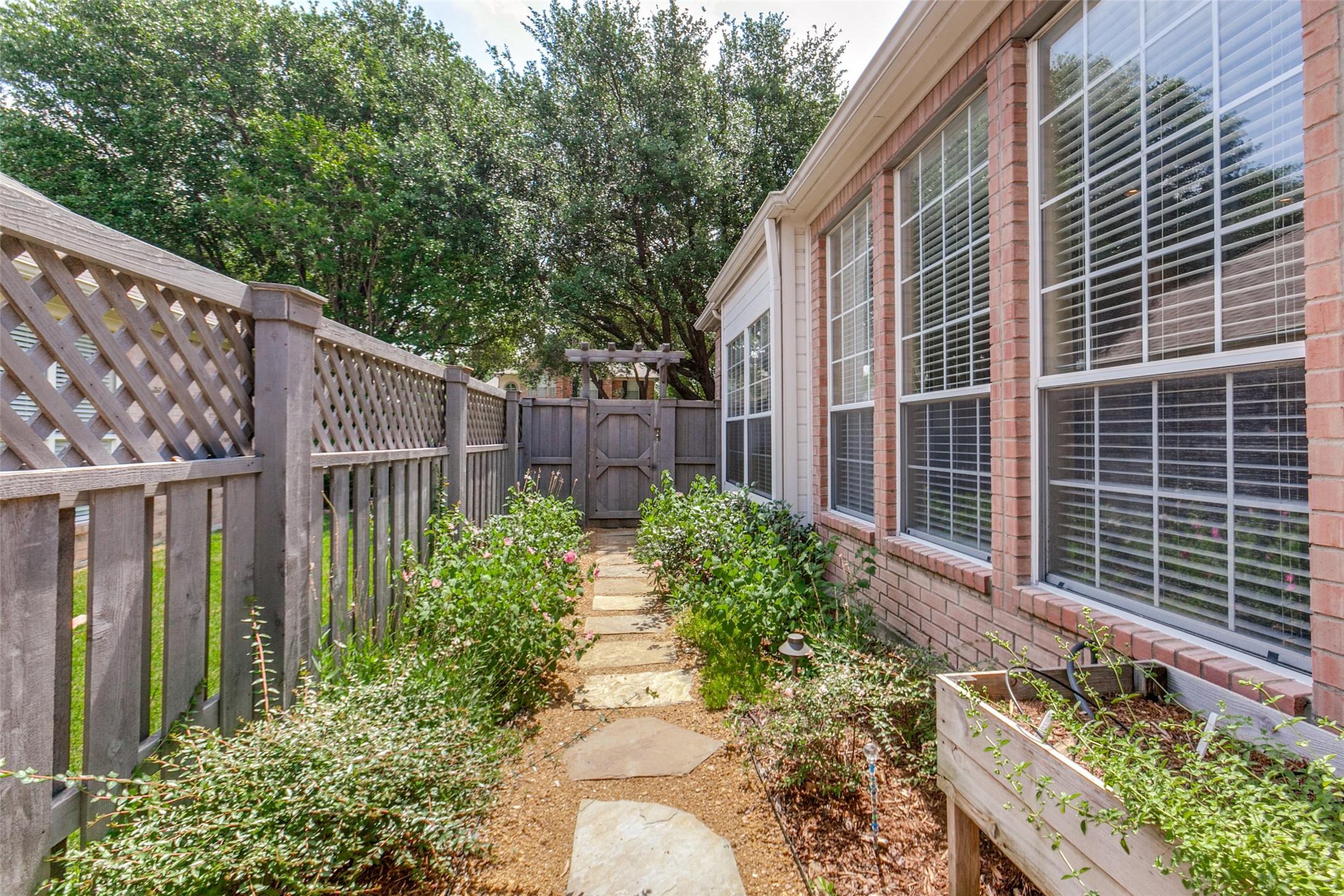 6841 Colonnade Drive Plano TX 75024