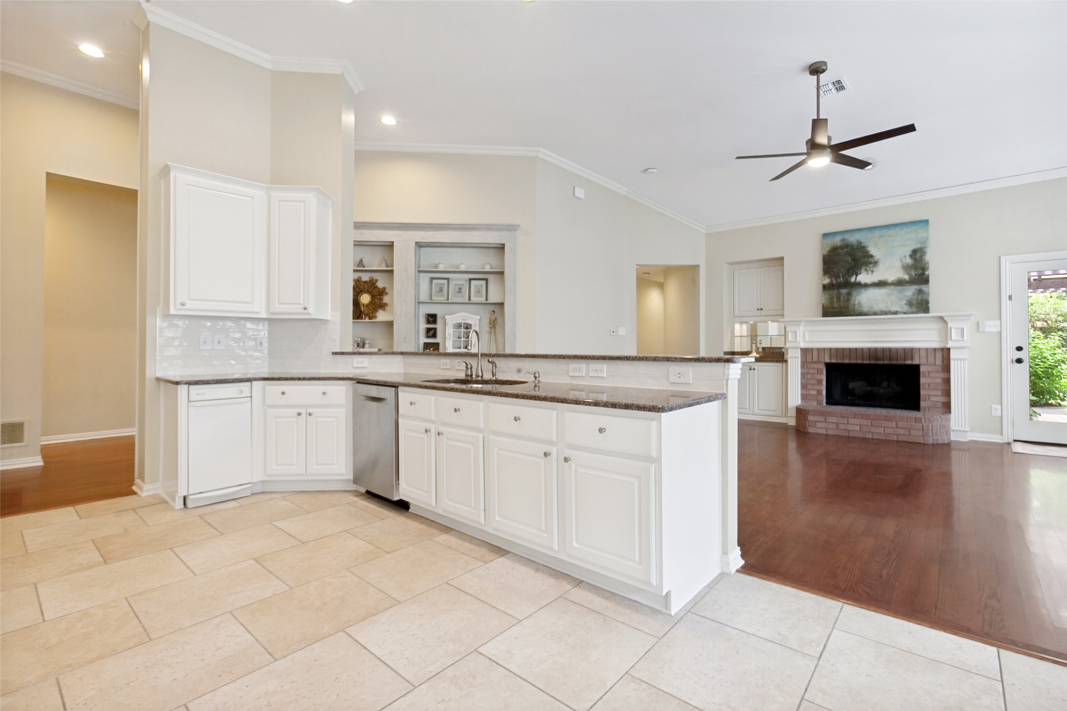 6841 Colonnade Drive Plano TX 75024