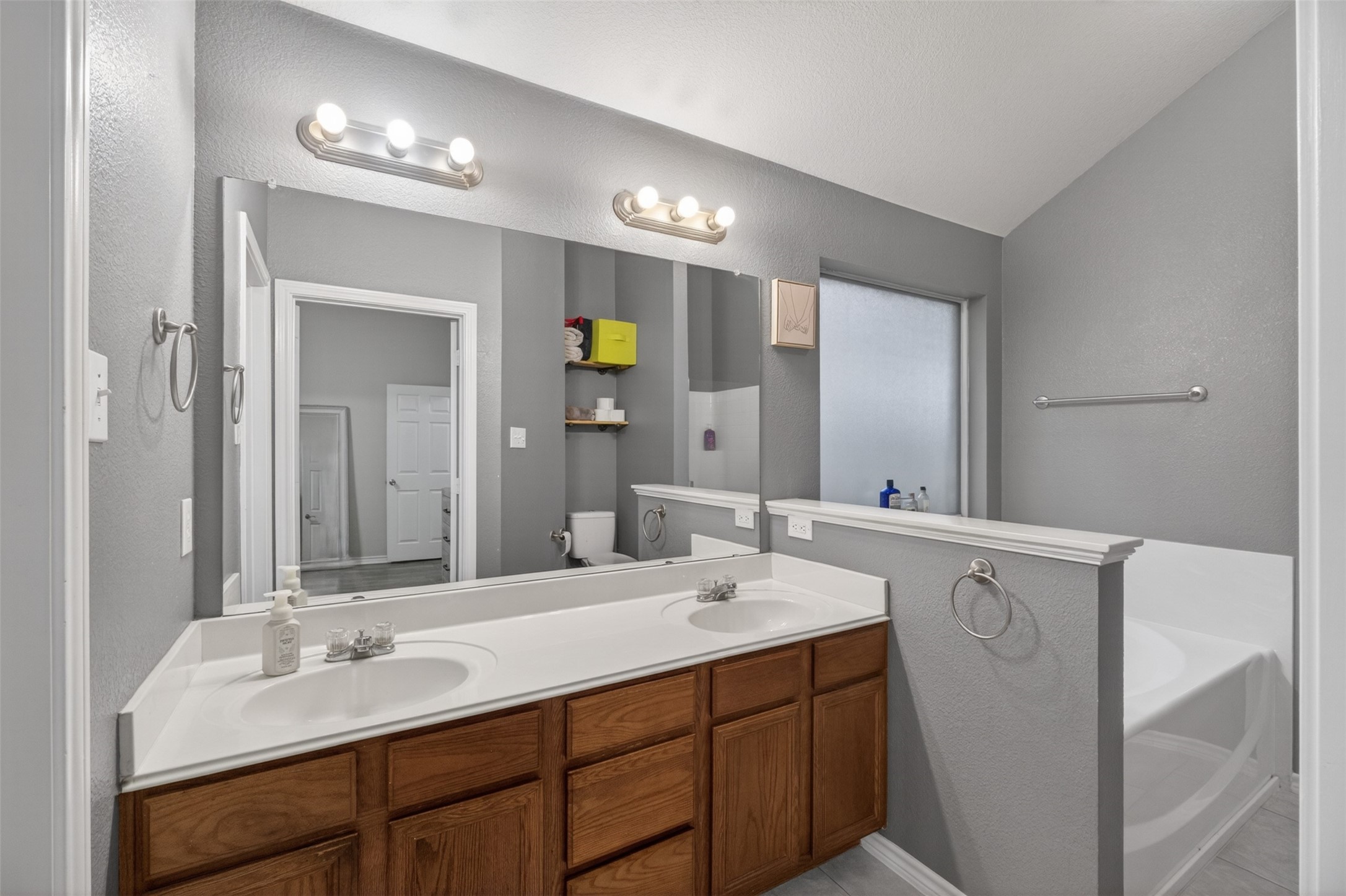 1913 Wahoo Drive Mansfield TX 76063