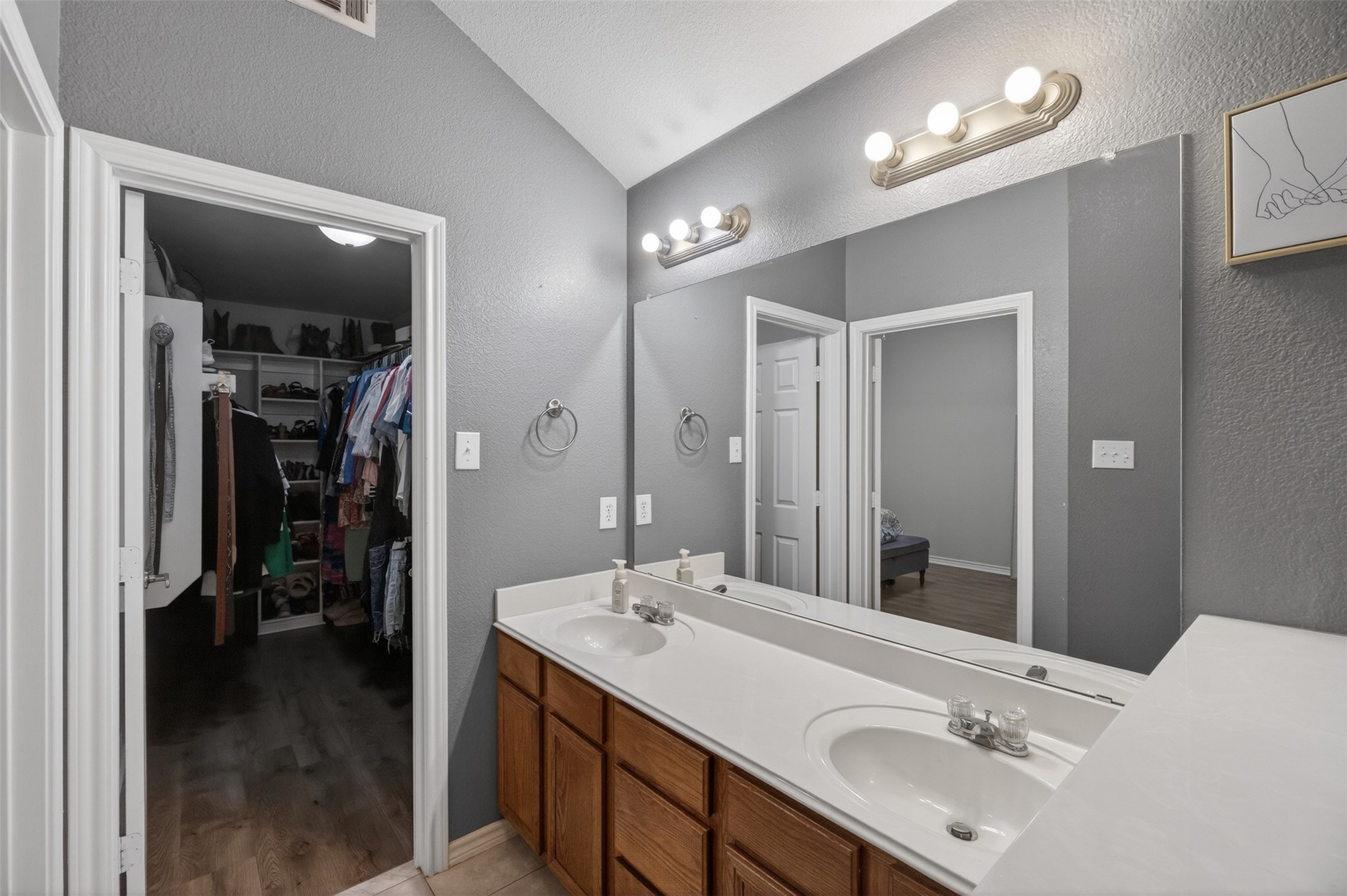 1913 Wahoo Drive Mansfield TX 76063