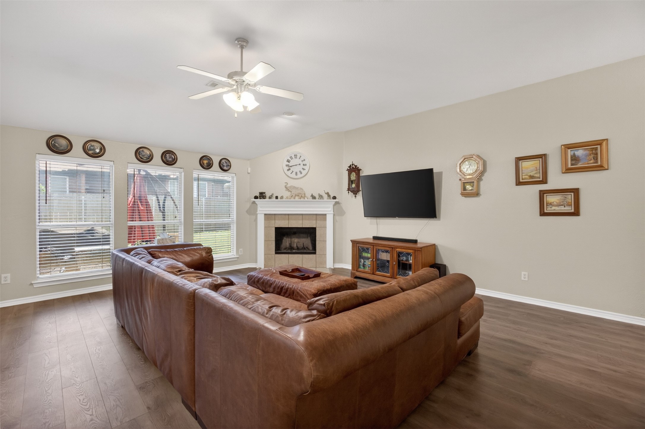 1913 Wahoo Drive Mansfield TX 76063