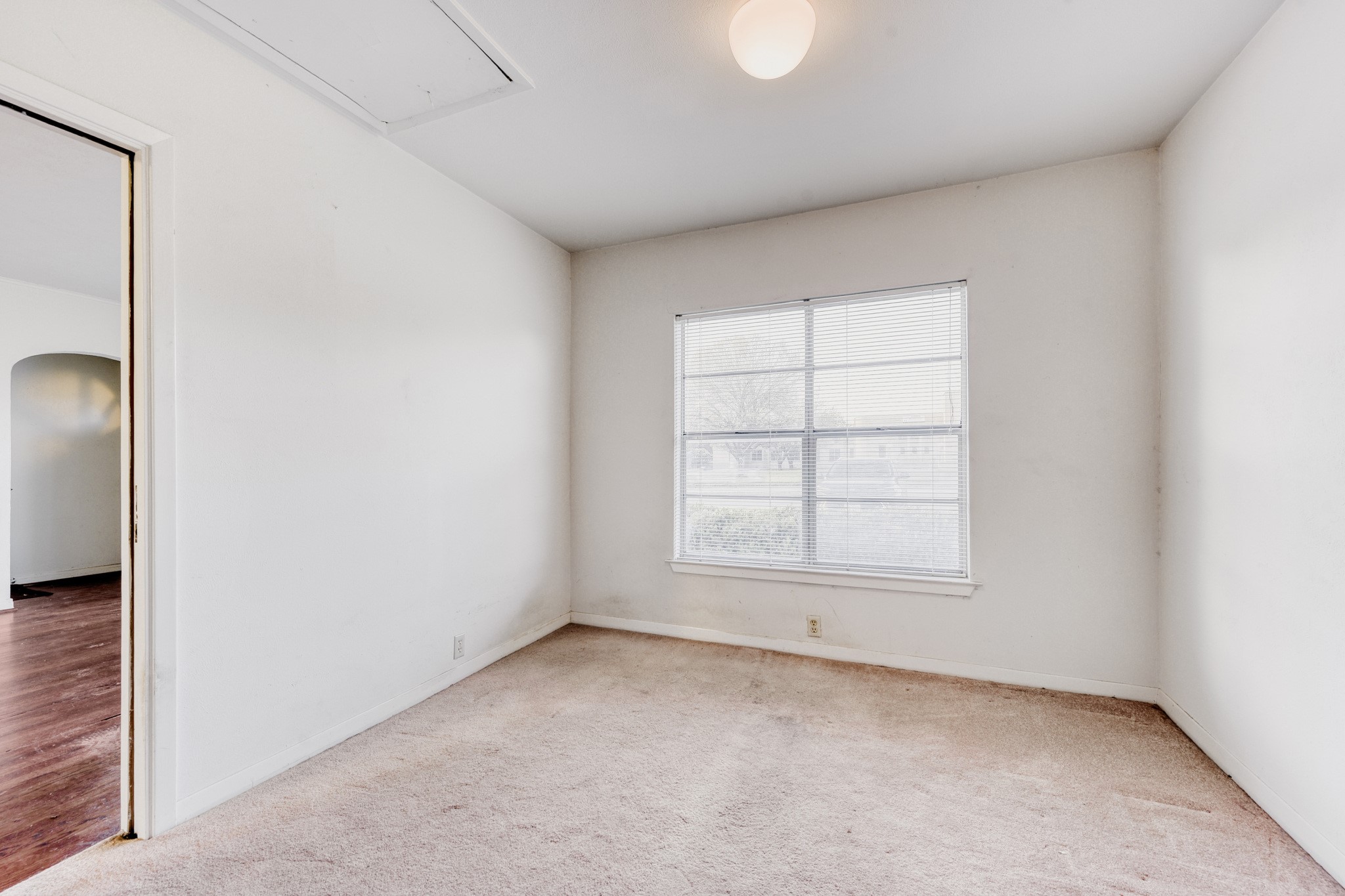 5833 E Mockingbird Lane Dallas TX 75206