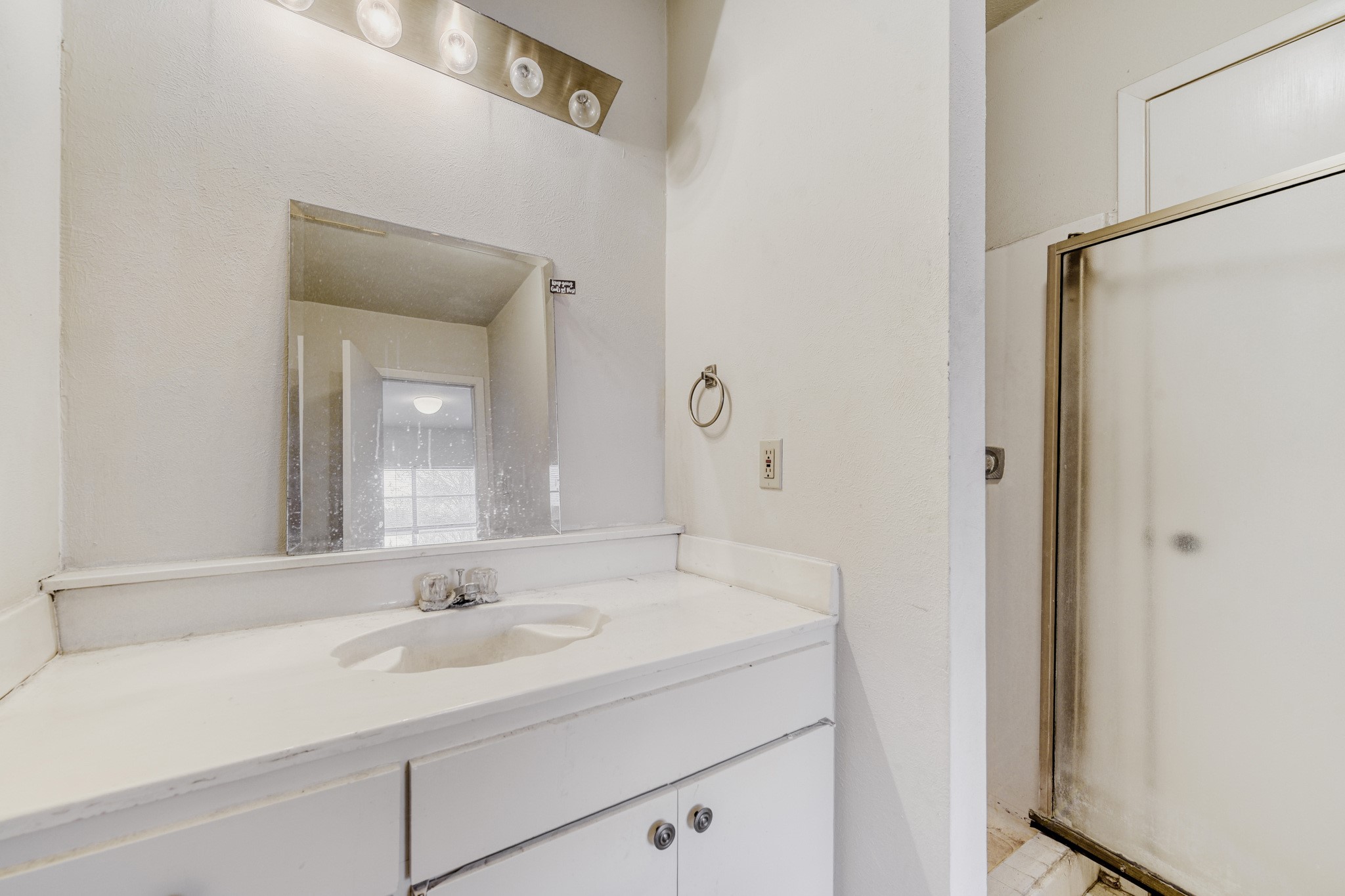 5833 E Mockingbird Lane Dallas TX 75206