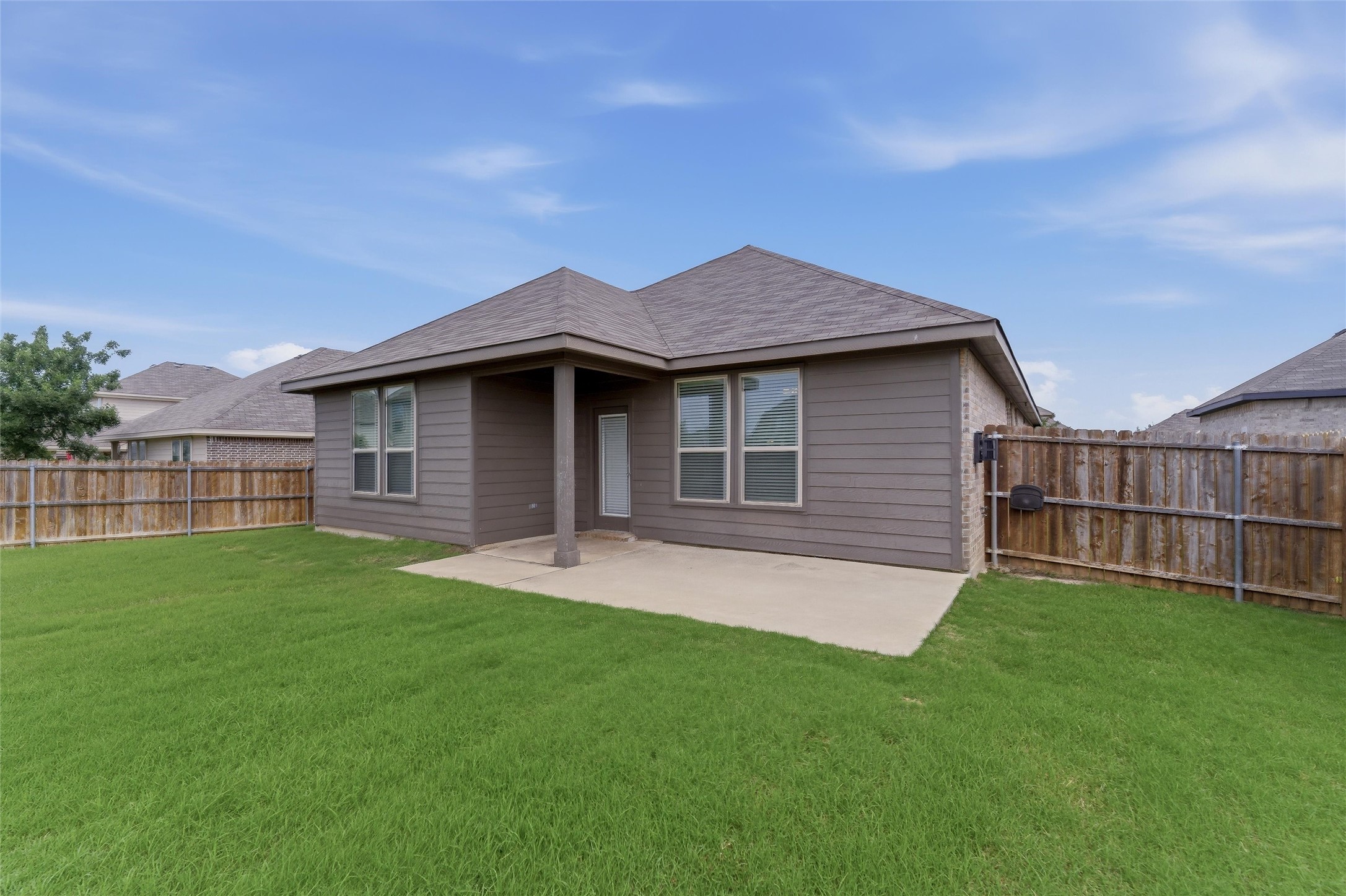 305 Evans Drive Van Alstyne TX 75495