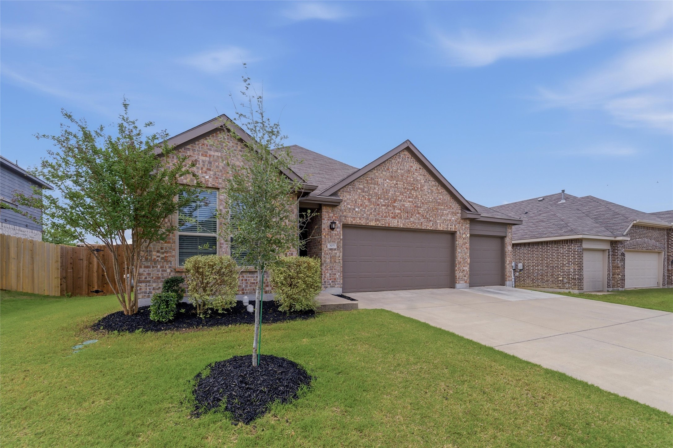 305 Evans Drive Van Alstyne TX 75495