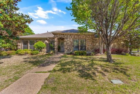 18831 Amador Avenue Dallas TX 75252