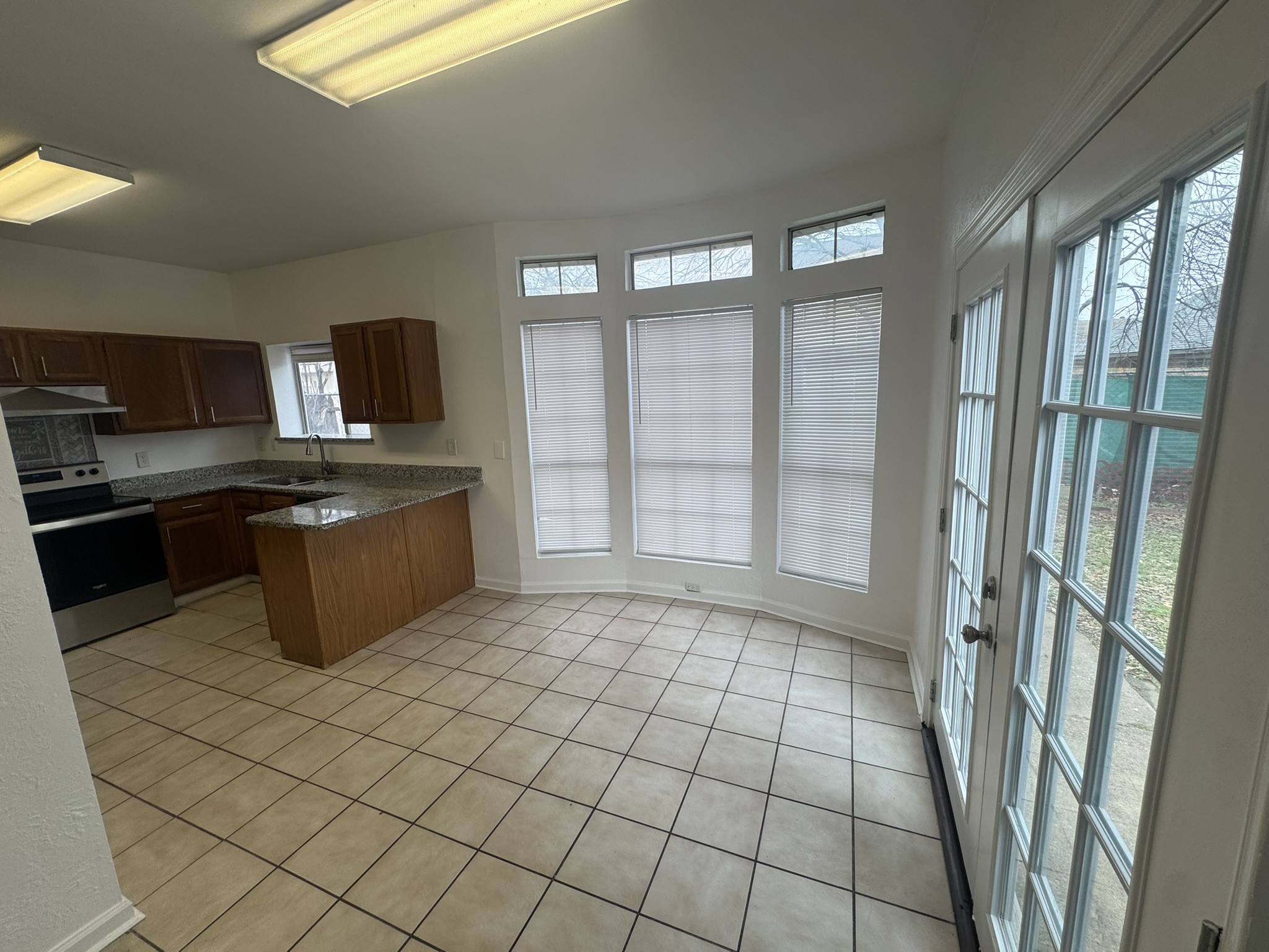301 Spanish Moss Drive Arlington TX 76018