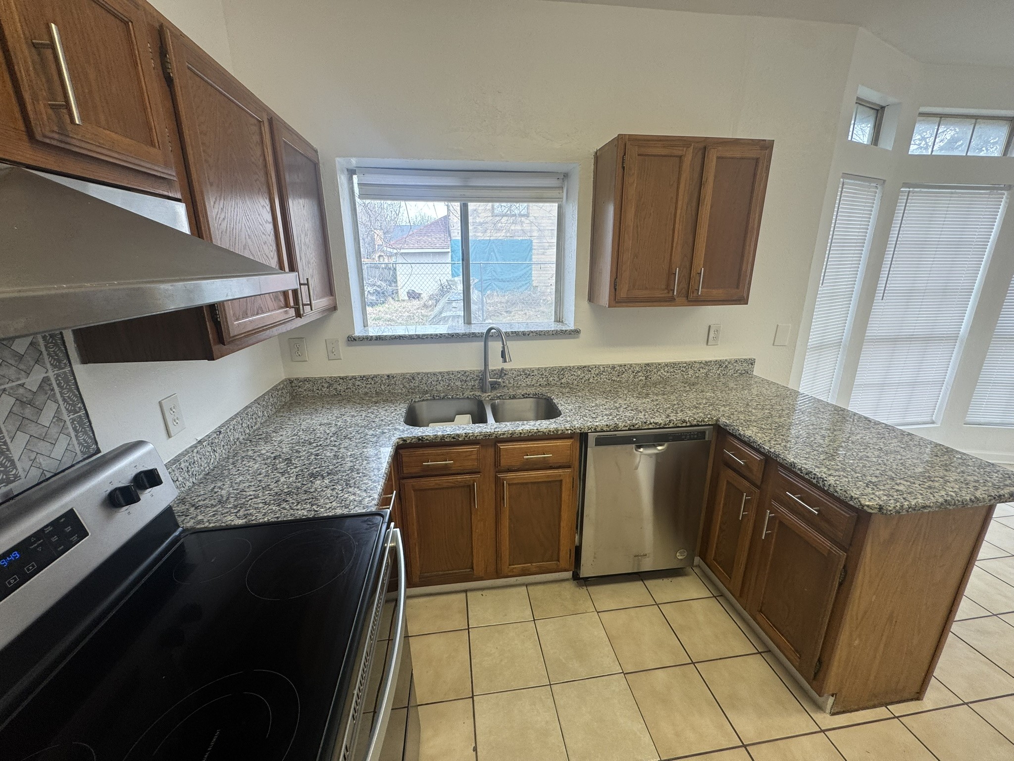301 Spanish Moss Drive Arlington TX 76018