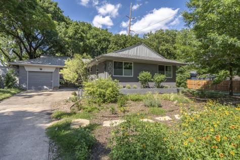 800 Nottingham Drive Richardson TX 75080