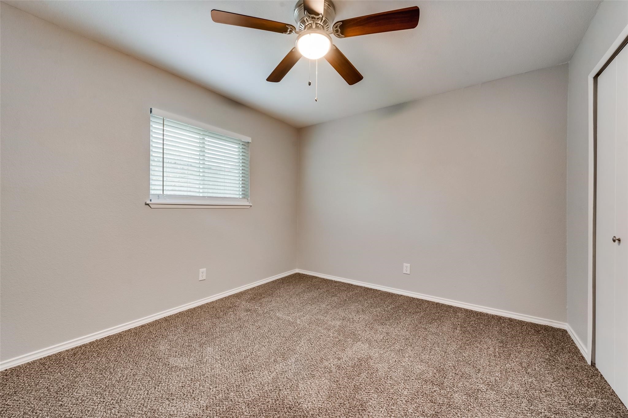 2122 Foxcroft Lane Arlington TX 76014