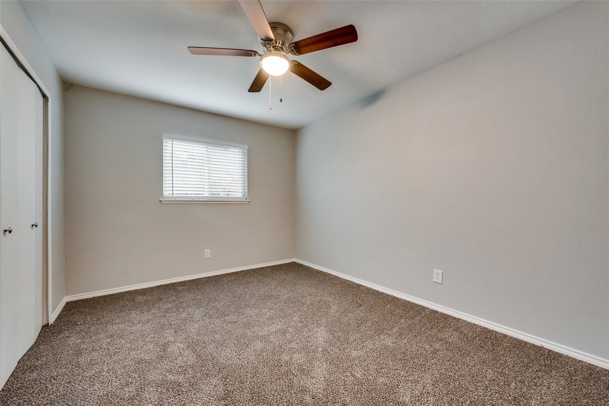2122 Foxcroft Lane Arlington TX 76014