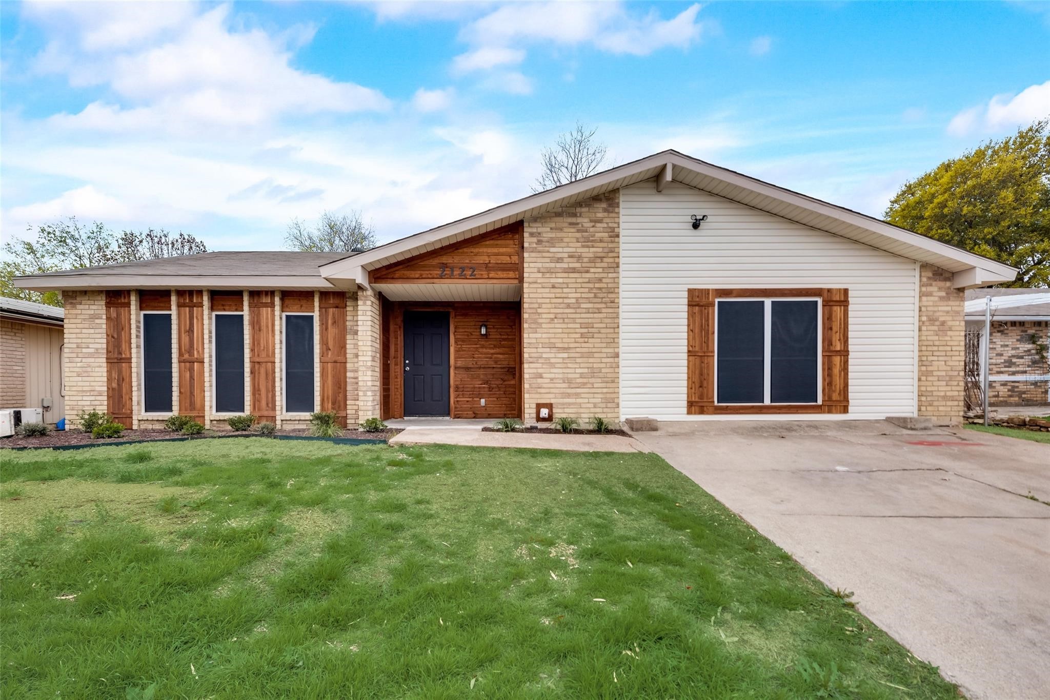 2122 Foxcroft Lane Arlington TX 76014