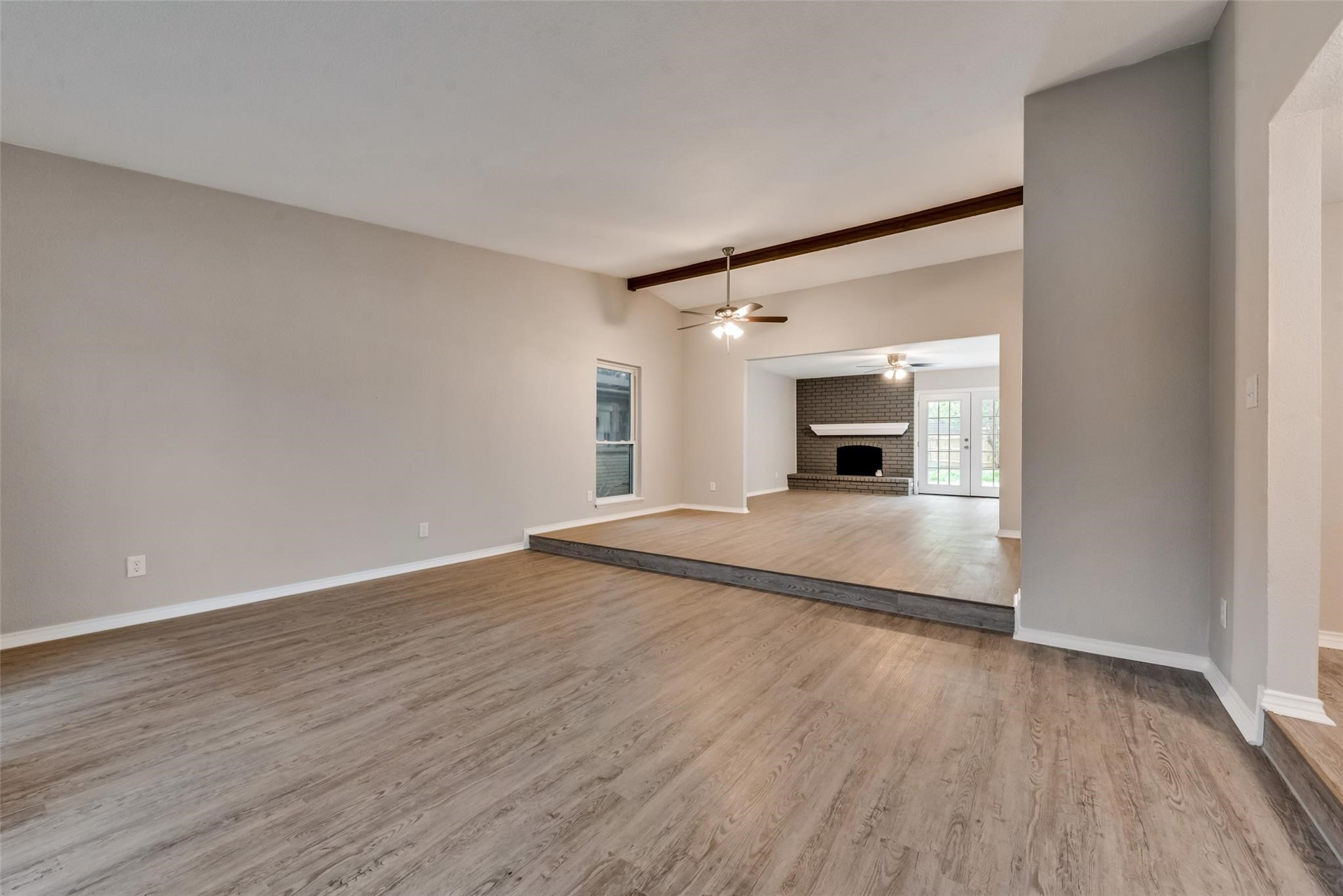 2122 Foxcroft Lane Arlington TX 76014