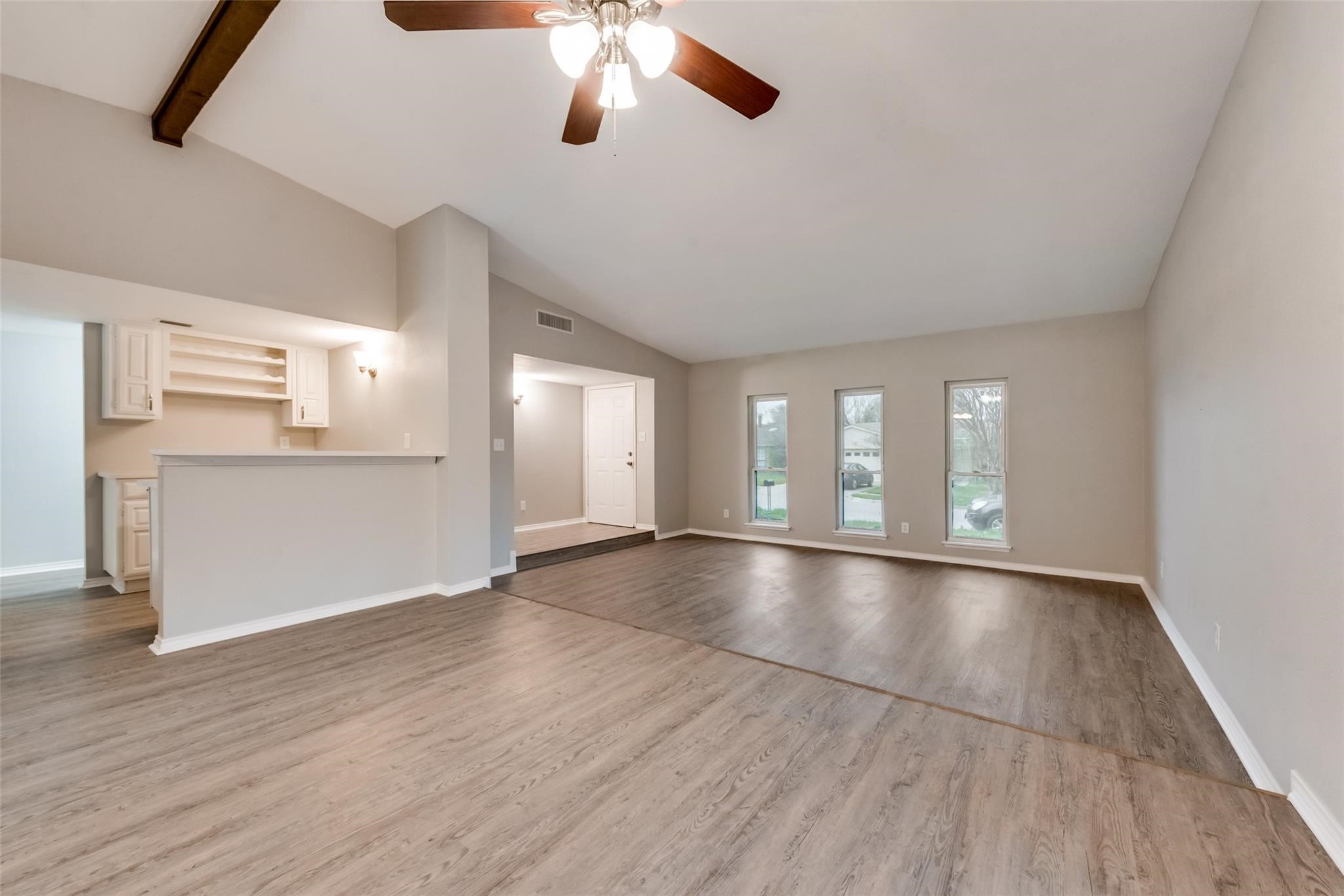 2122 Foxcroft Lane Arlington TX 76014
