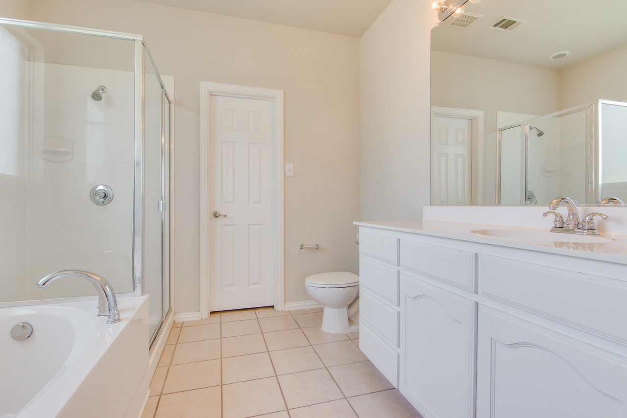 11800 Porcupine Drive Fort Worth TX 76244