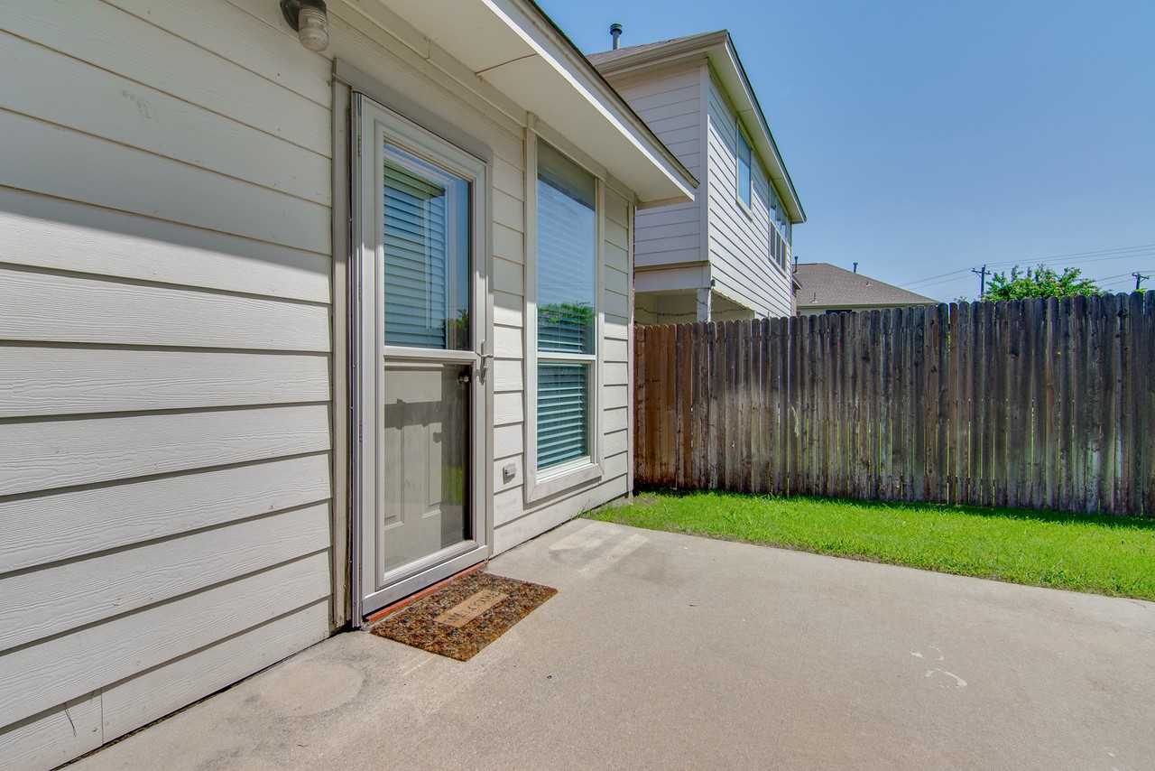 11800 Porcupine Drive Fort Worth TX 76244