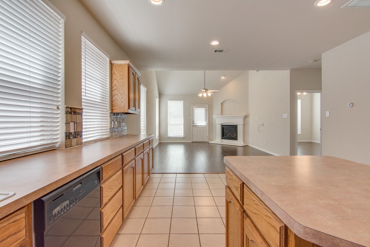 11800 Porcupine Drive Fort Worth TX 76244