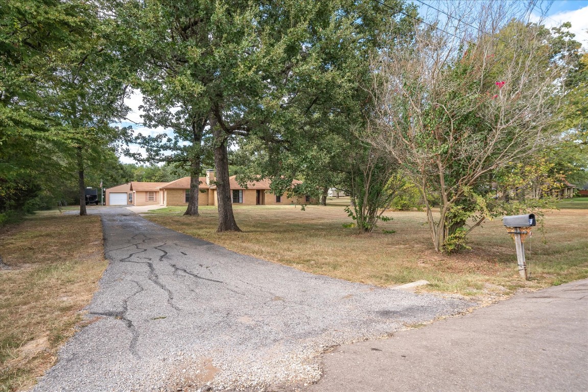 260 Vz County Road 4202 Canton TX 75103