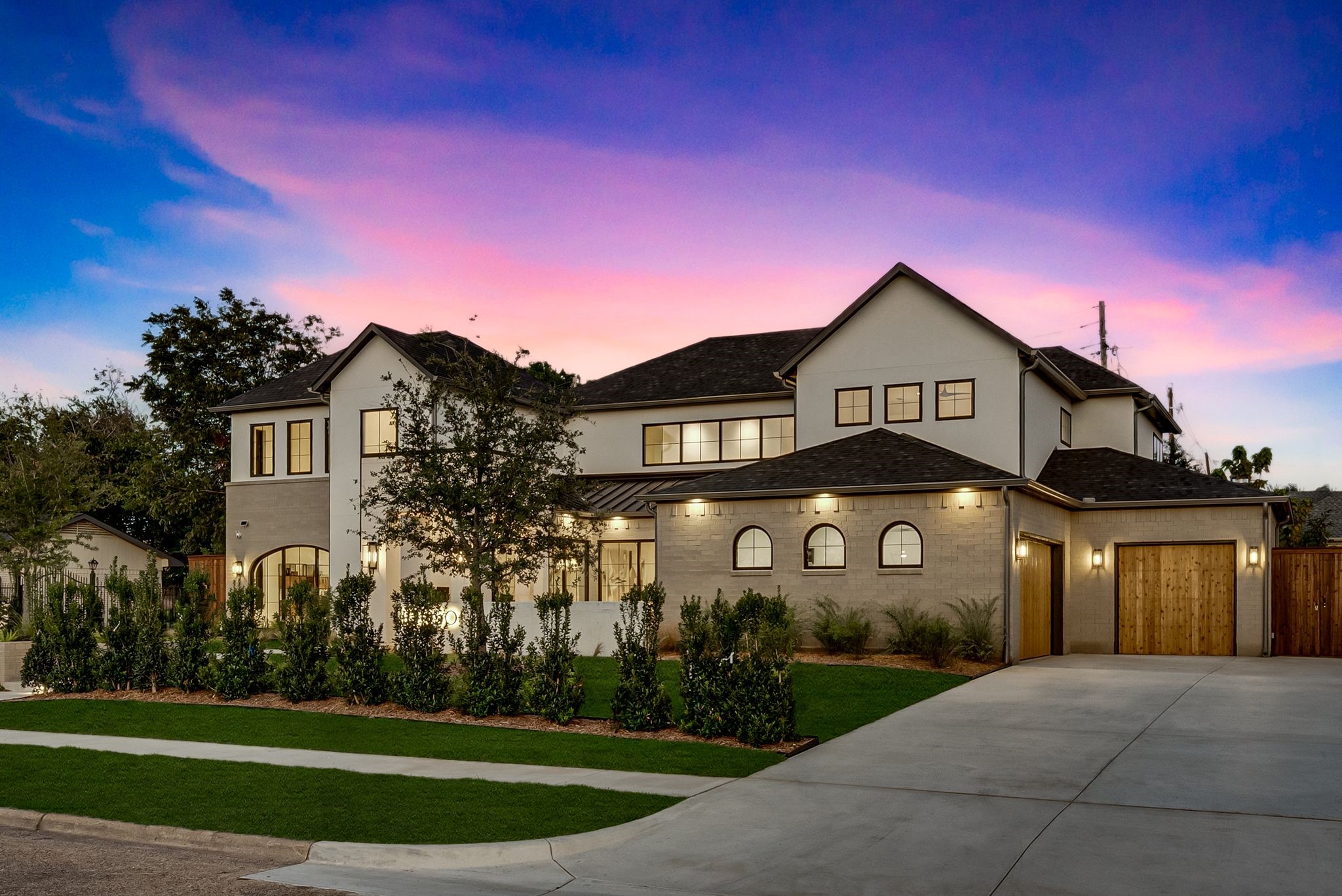 10050 Gooding Drive Dallas TX 75229