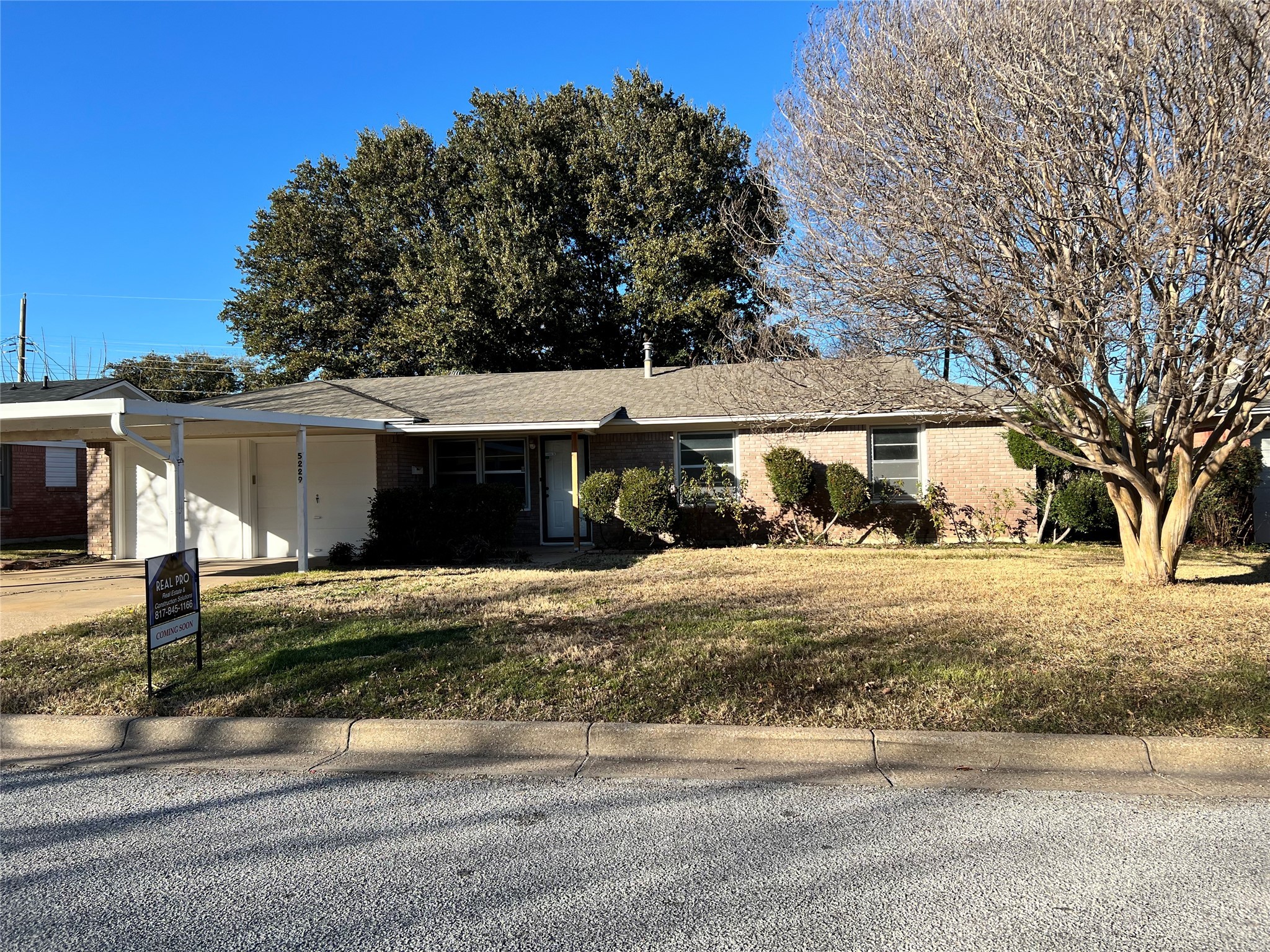 5229 Ammons Street Haltom City TX 76117
