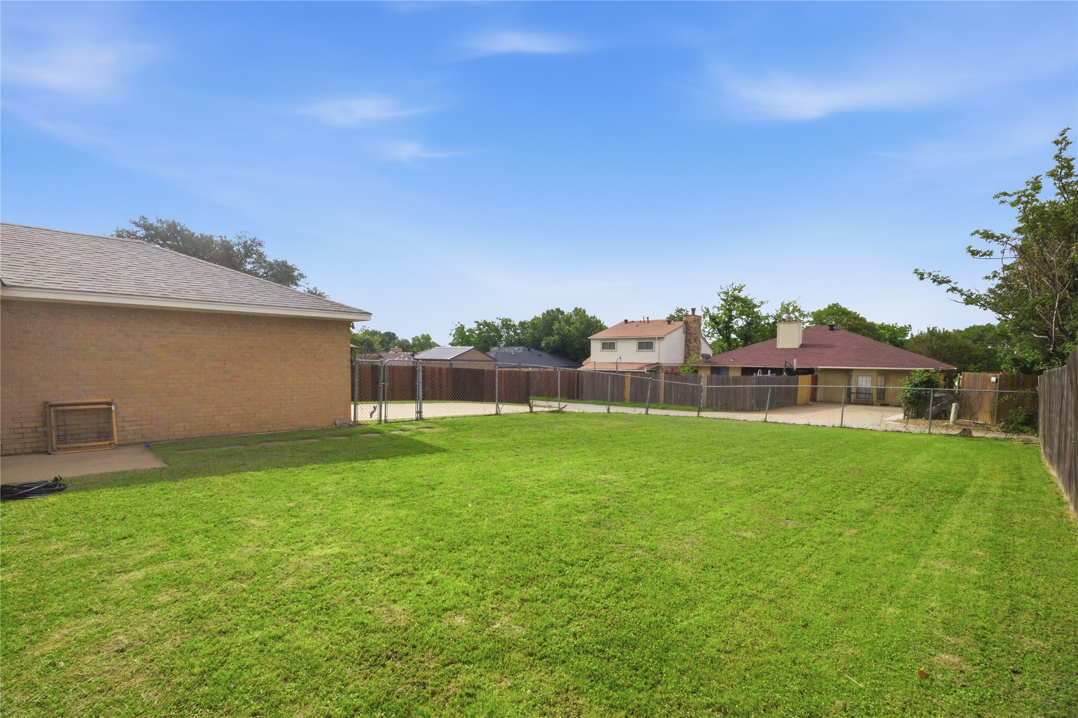 7220 Elderberry Lane Dallas TX 75249