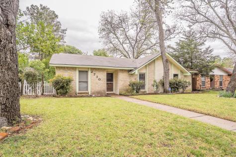 2710 Ashglen Drive Garland TX 75043