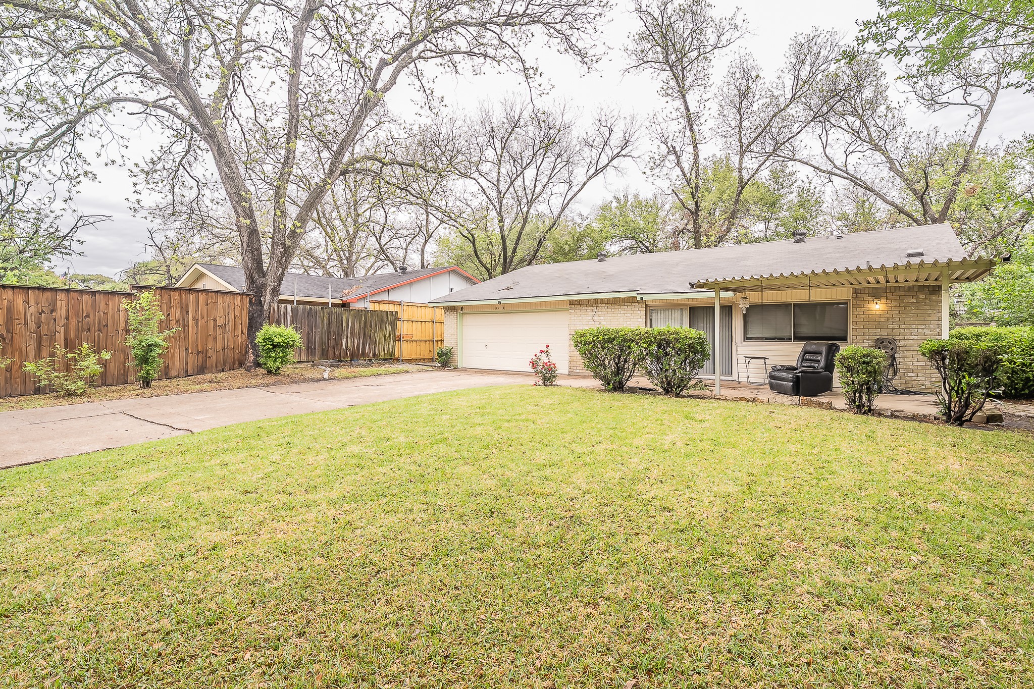 2710 Ashglen Drive Garland TX 75043