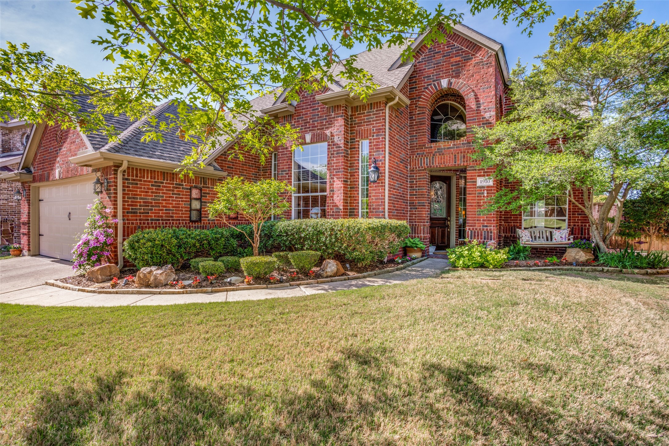 1910 Cross Point Road Mckinney TX 75072