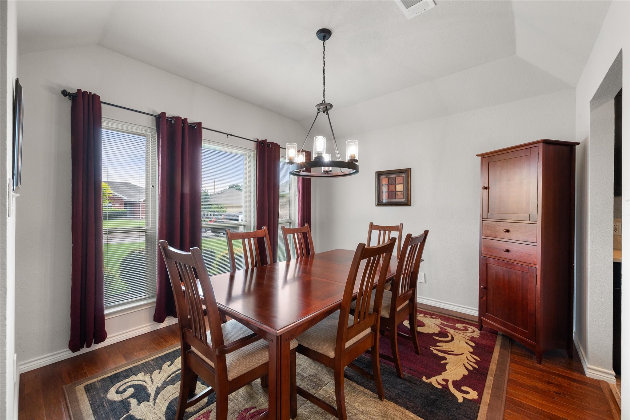 6222 St Leonard Drive Arlington TX 76001