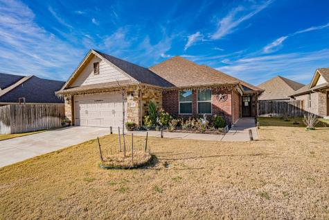 247 Jacinth Lane Granbury TX 76049