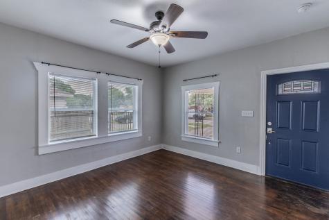2714 26TH Street Fort Worth TX 76106