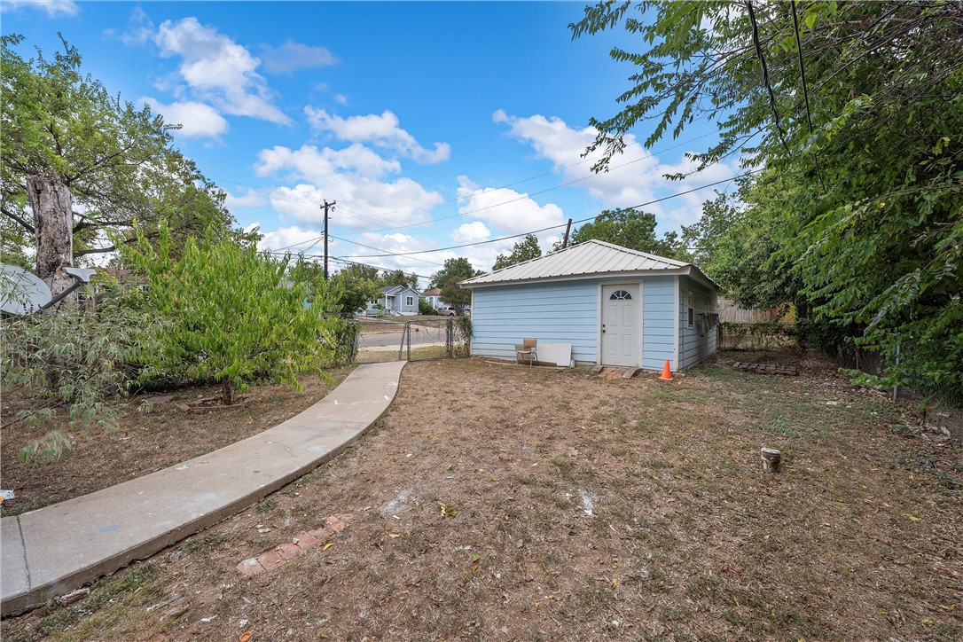1800 Avondale Street Waco TX 76707