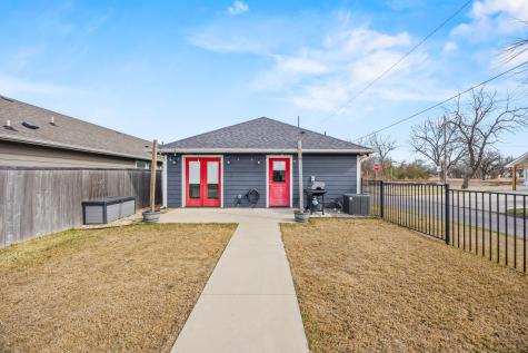 800 N Broughton Street Sherman TX 75090