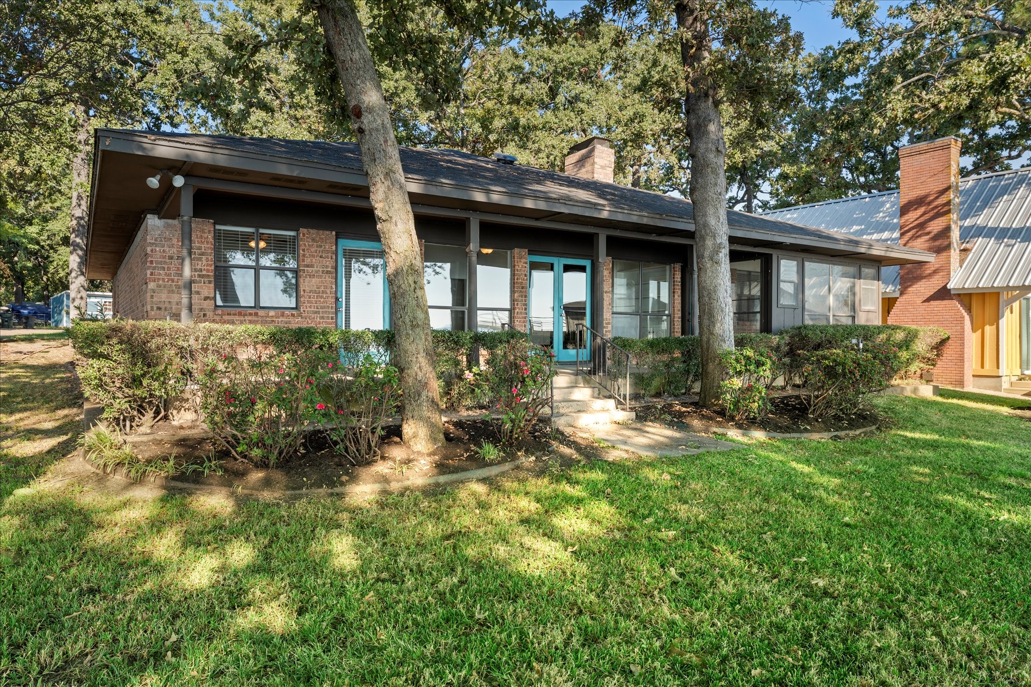 1006 Beverly Circle Tool TX 75143