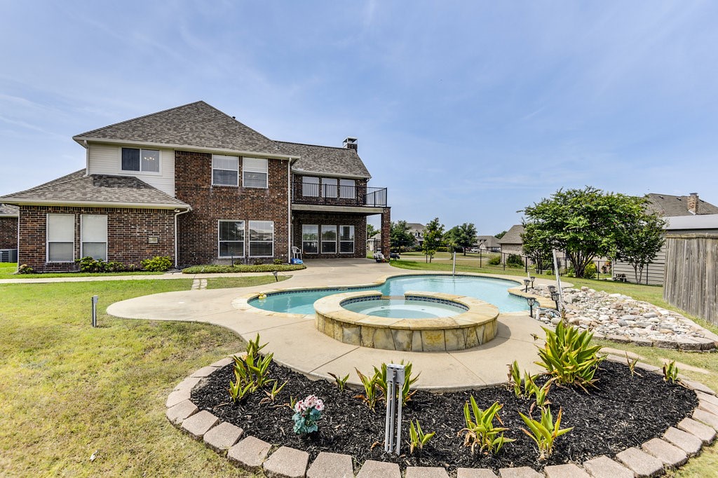 840 Lake Vista Lane Lavon TX 75166