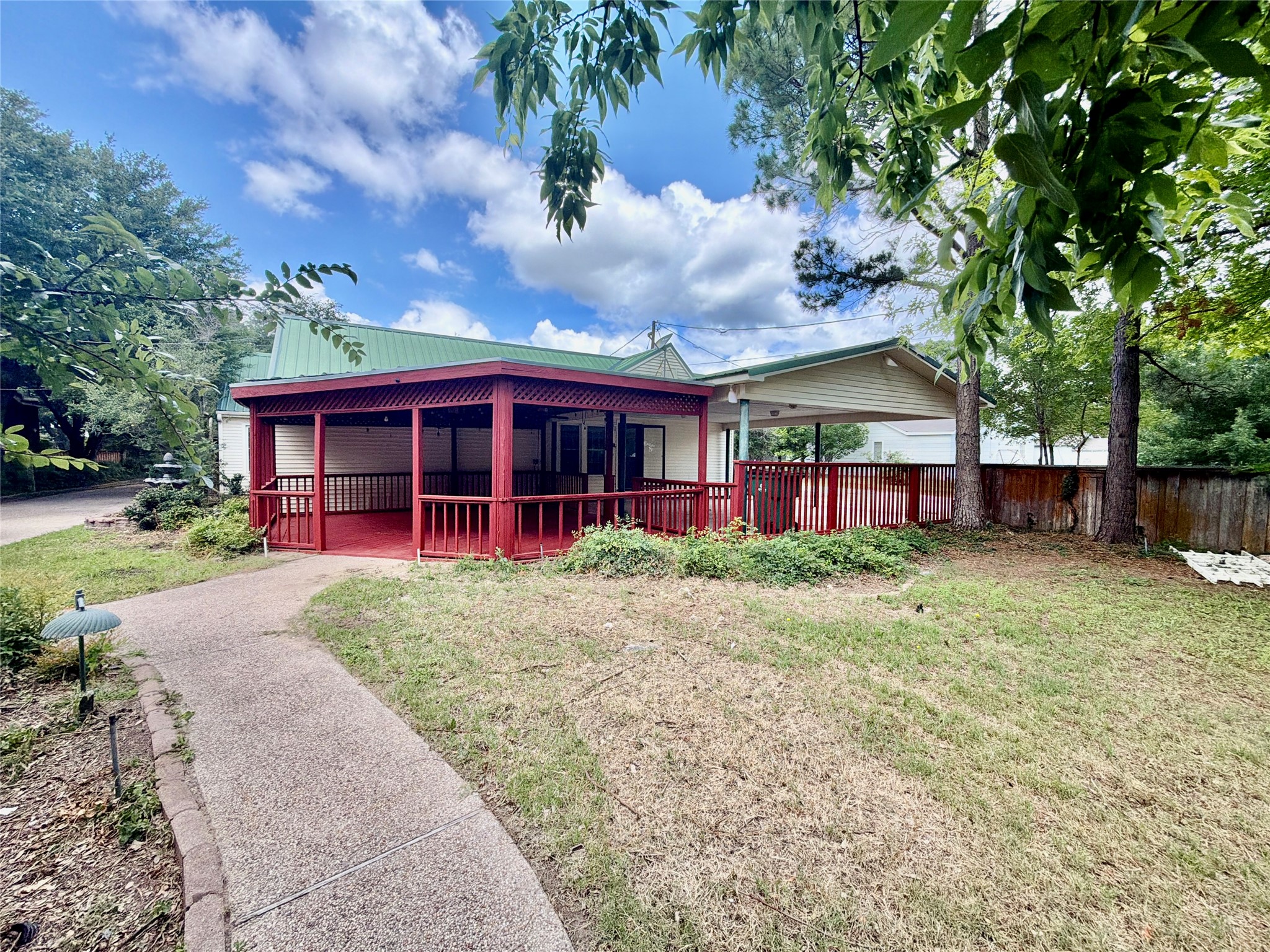 900 S Seaman Street Eastland TX 76448