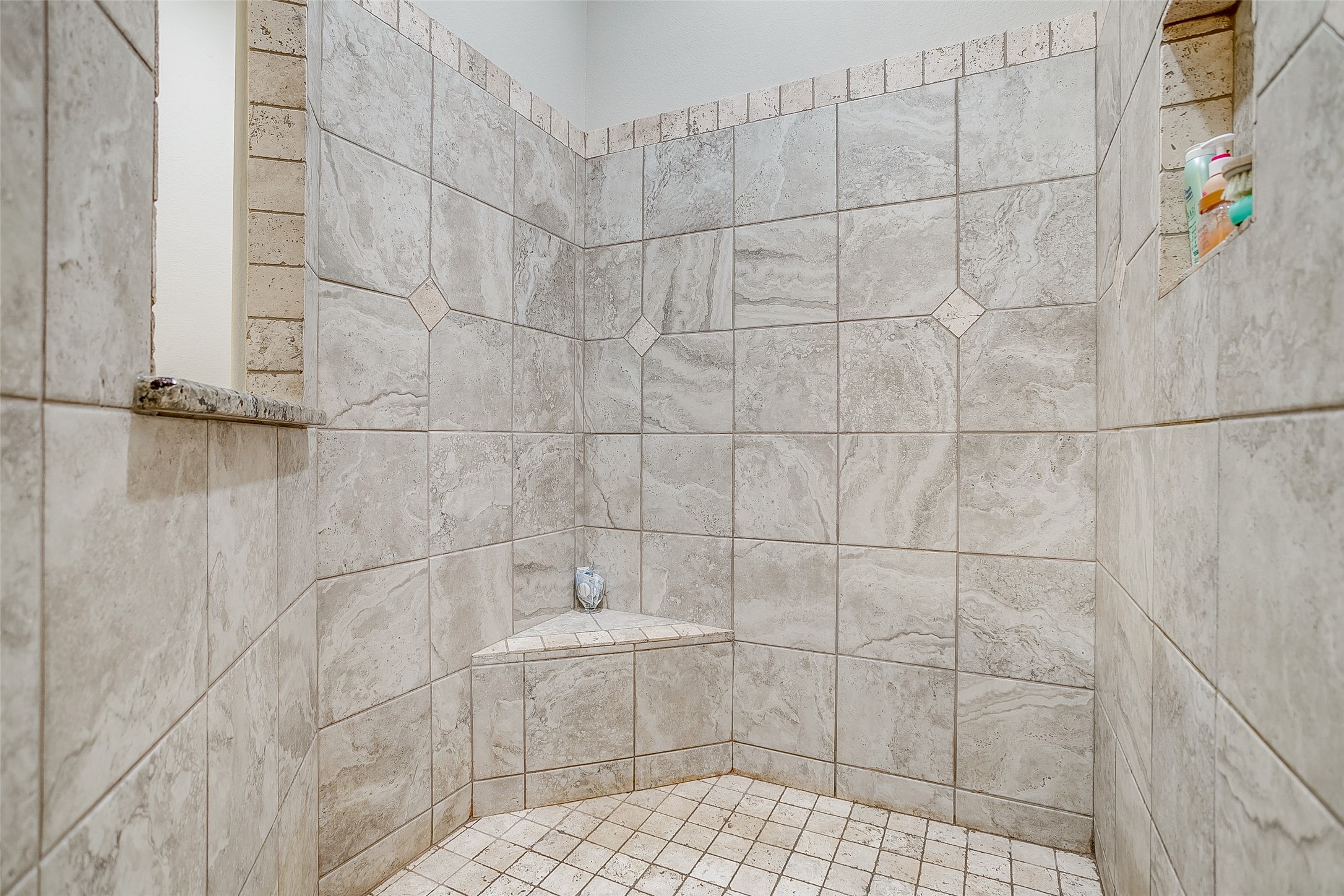 203 County Road 4221 Decatur TX 76234