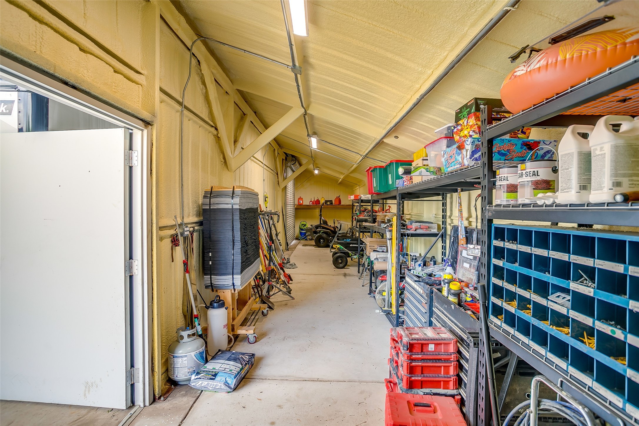 203 County Road 4221 Decatur TX 76234