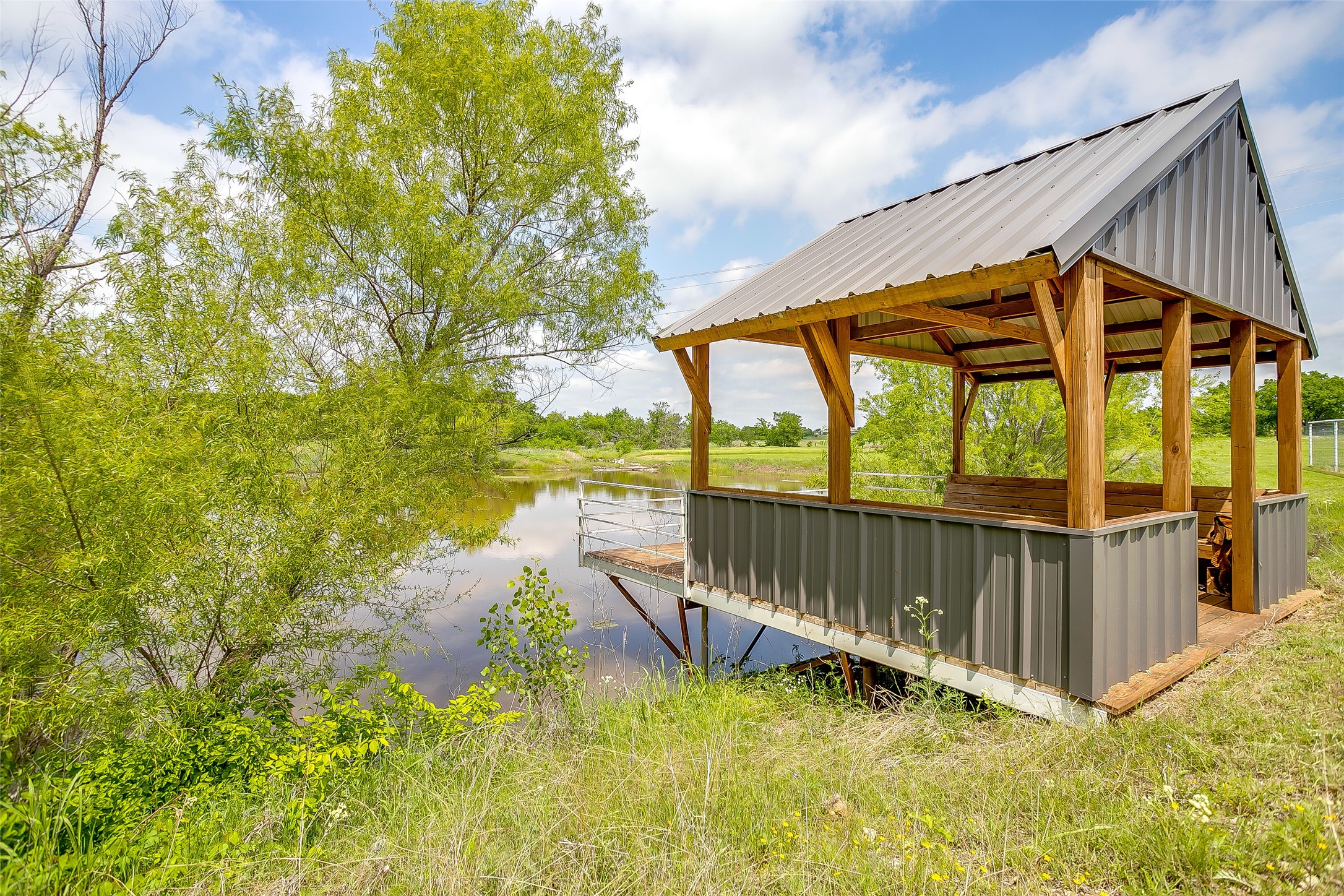 203 County Road 4221 Decatur TX 76234