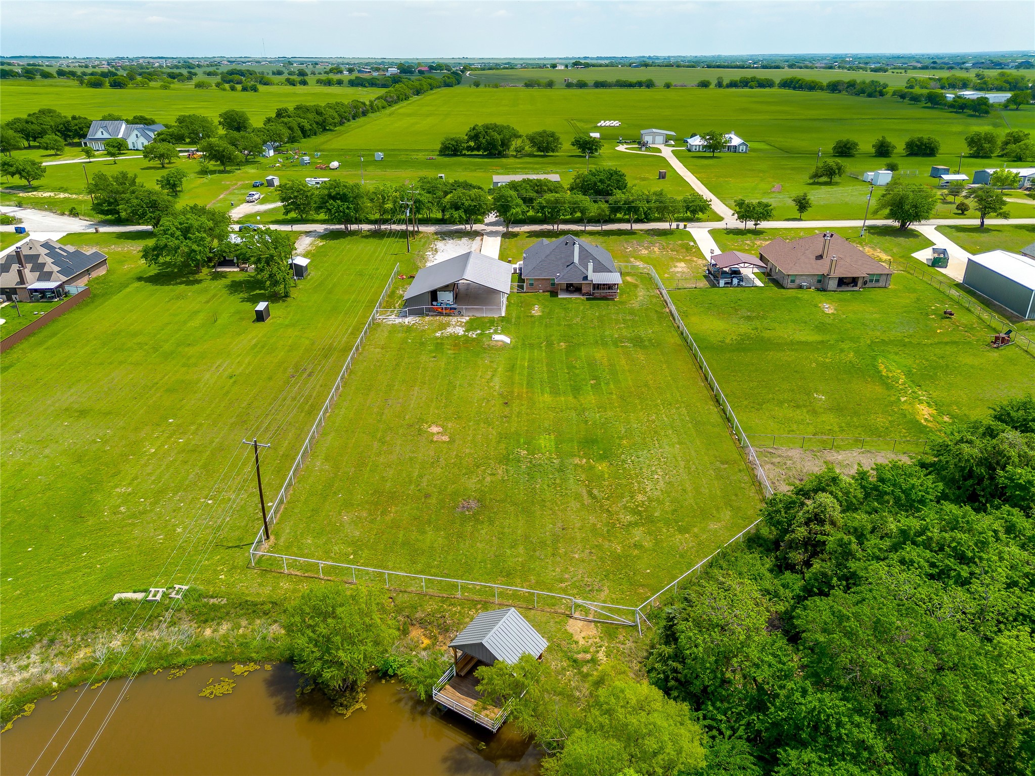 203 County Road 4221 Decatur TX 76234