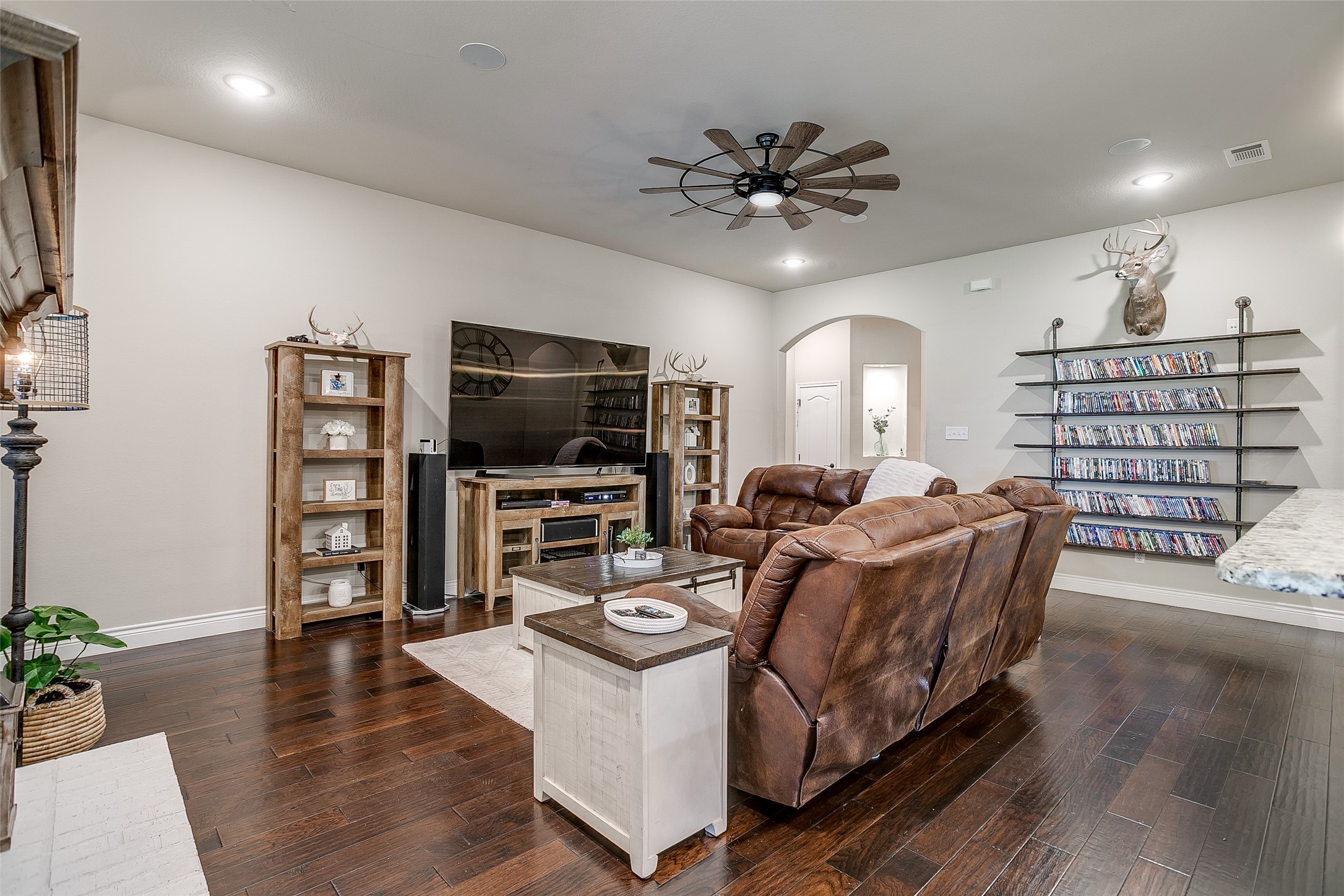 203 County Road 4221 Decatur TX 76234